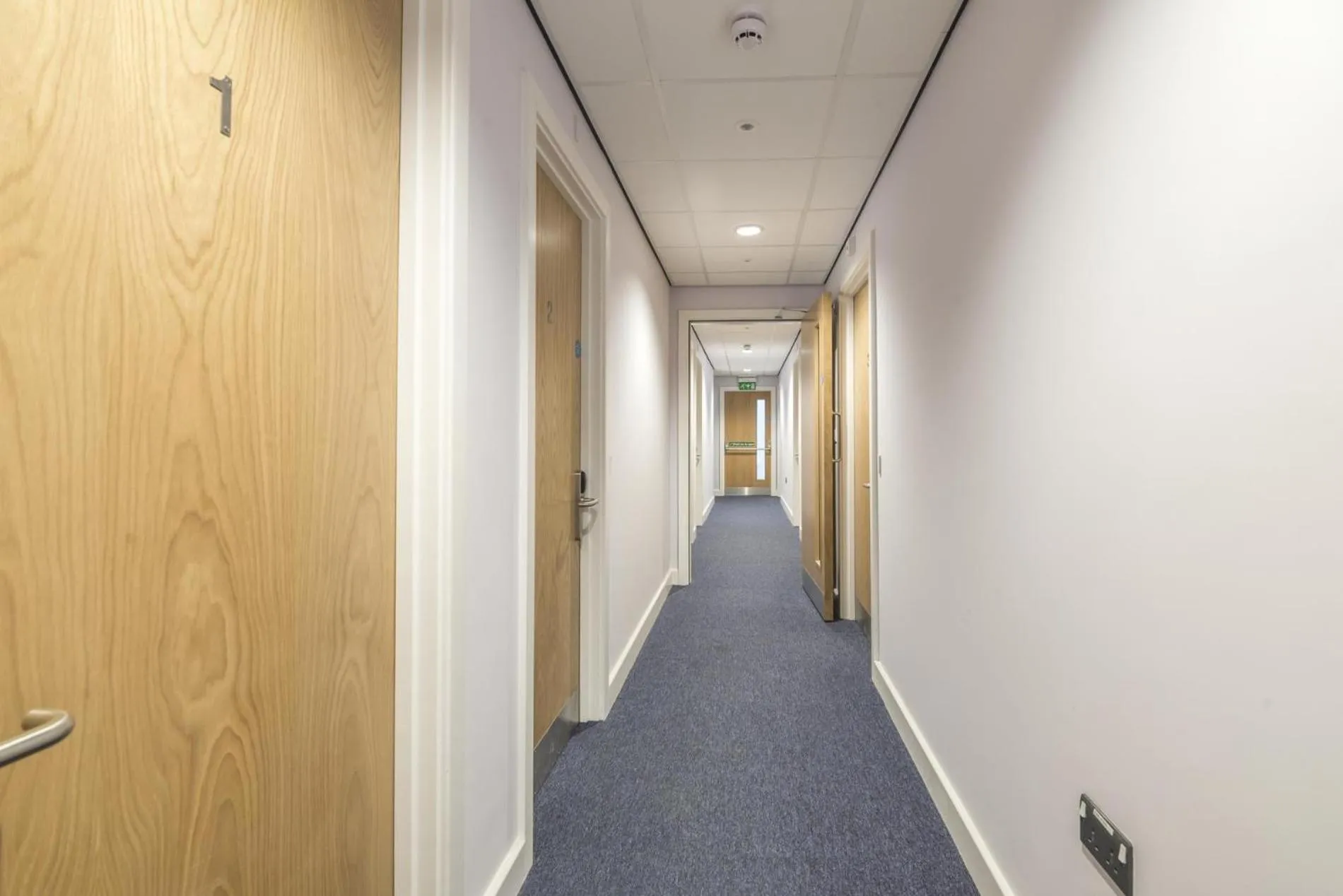 Floor plan in No 8 Ocean Cabins - Saundersfoot Harbour - Saundersfoot