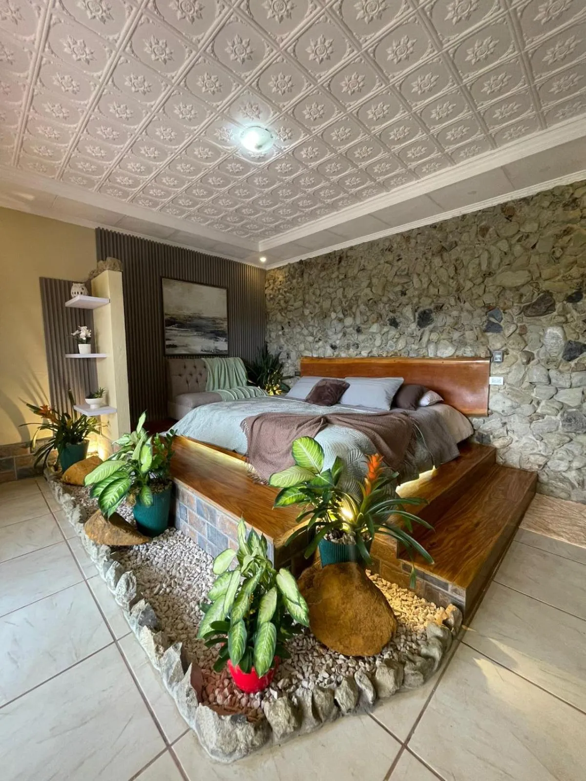 Bed in Ara Ambigua Lodge