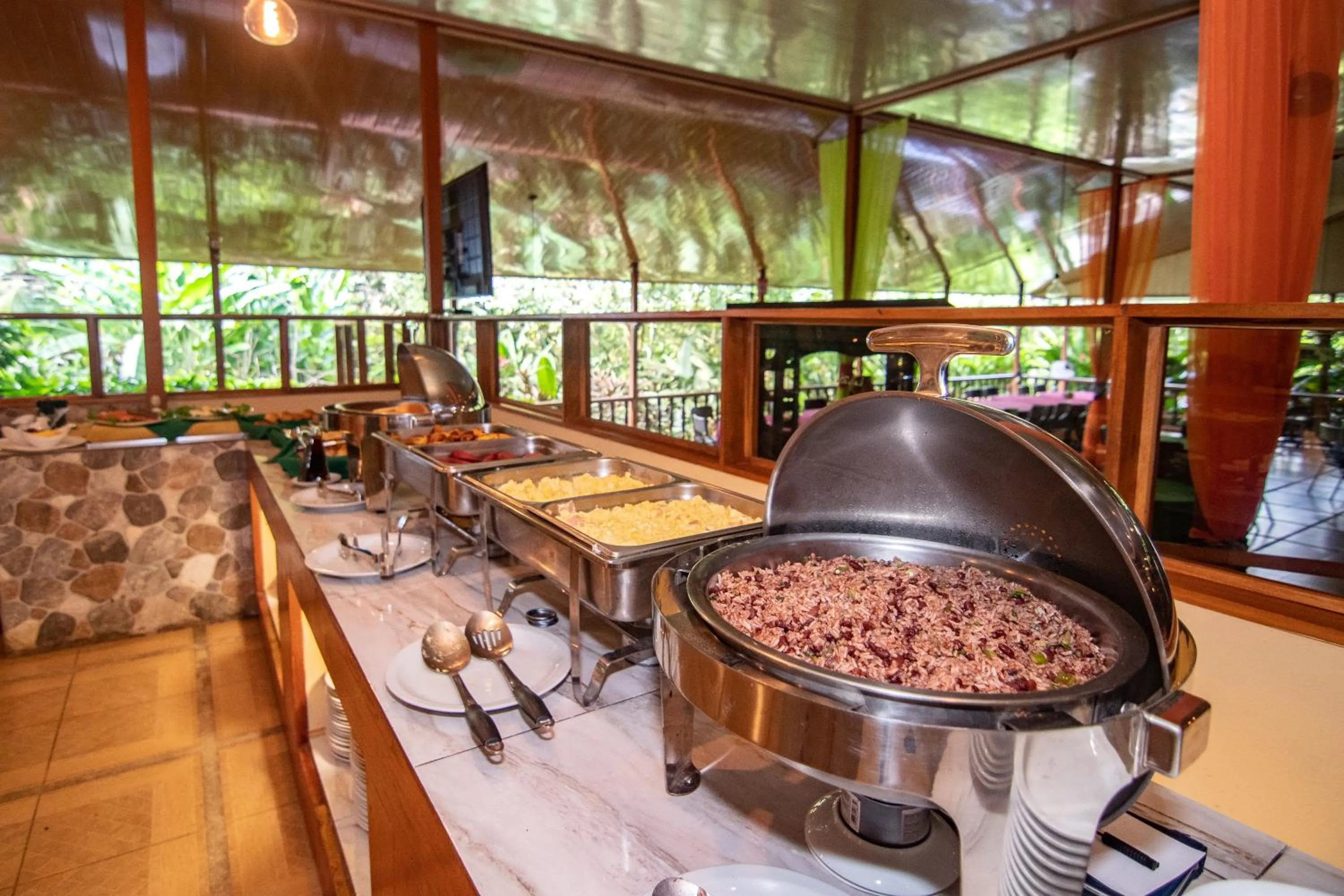 Breakfast in Ara Ambigua Lodge