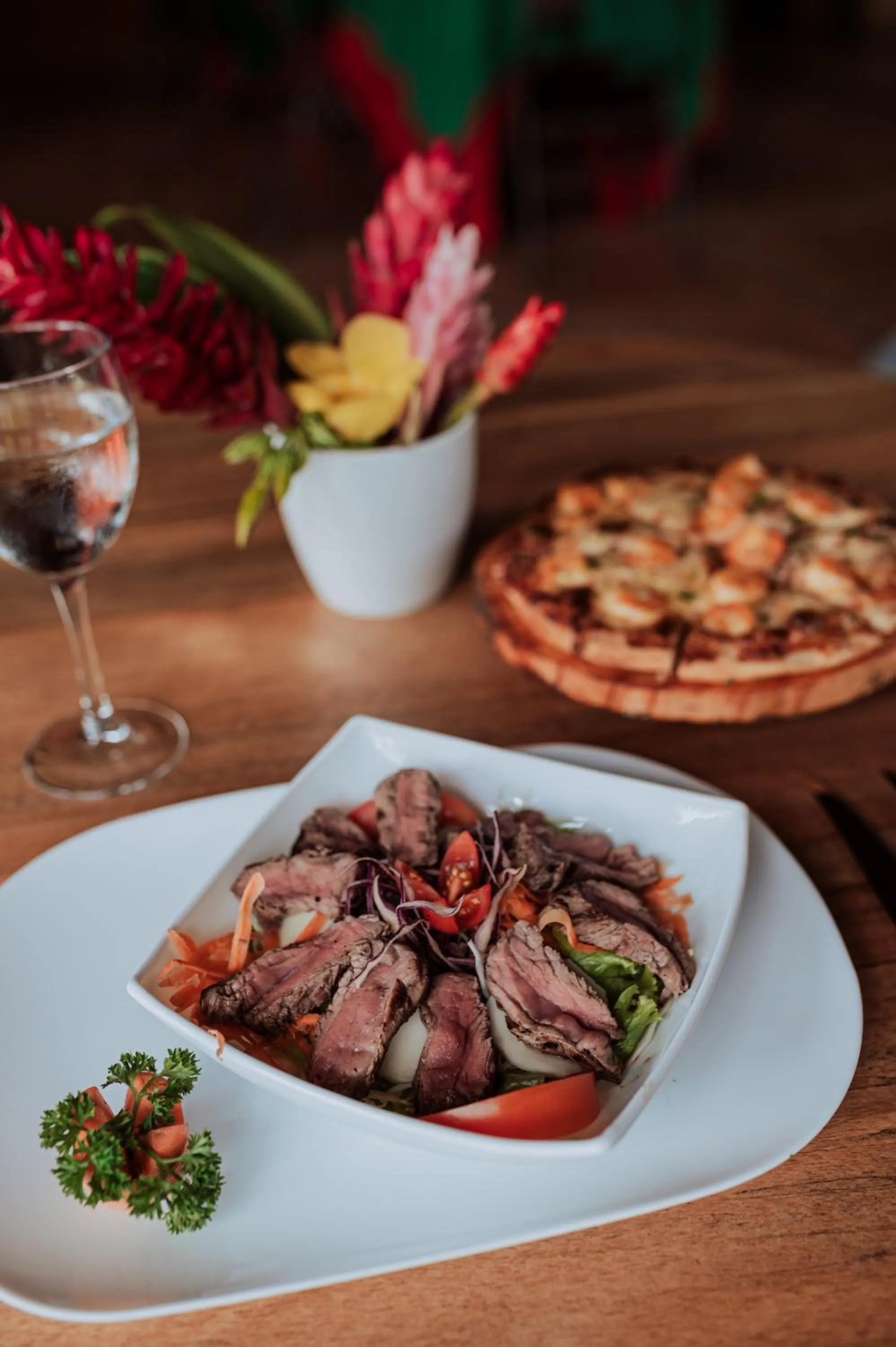 Restaurant/places to eat in Ara Ambigua Lodge