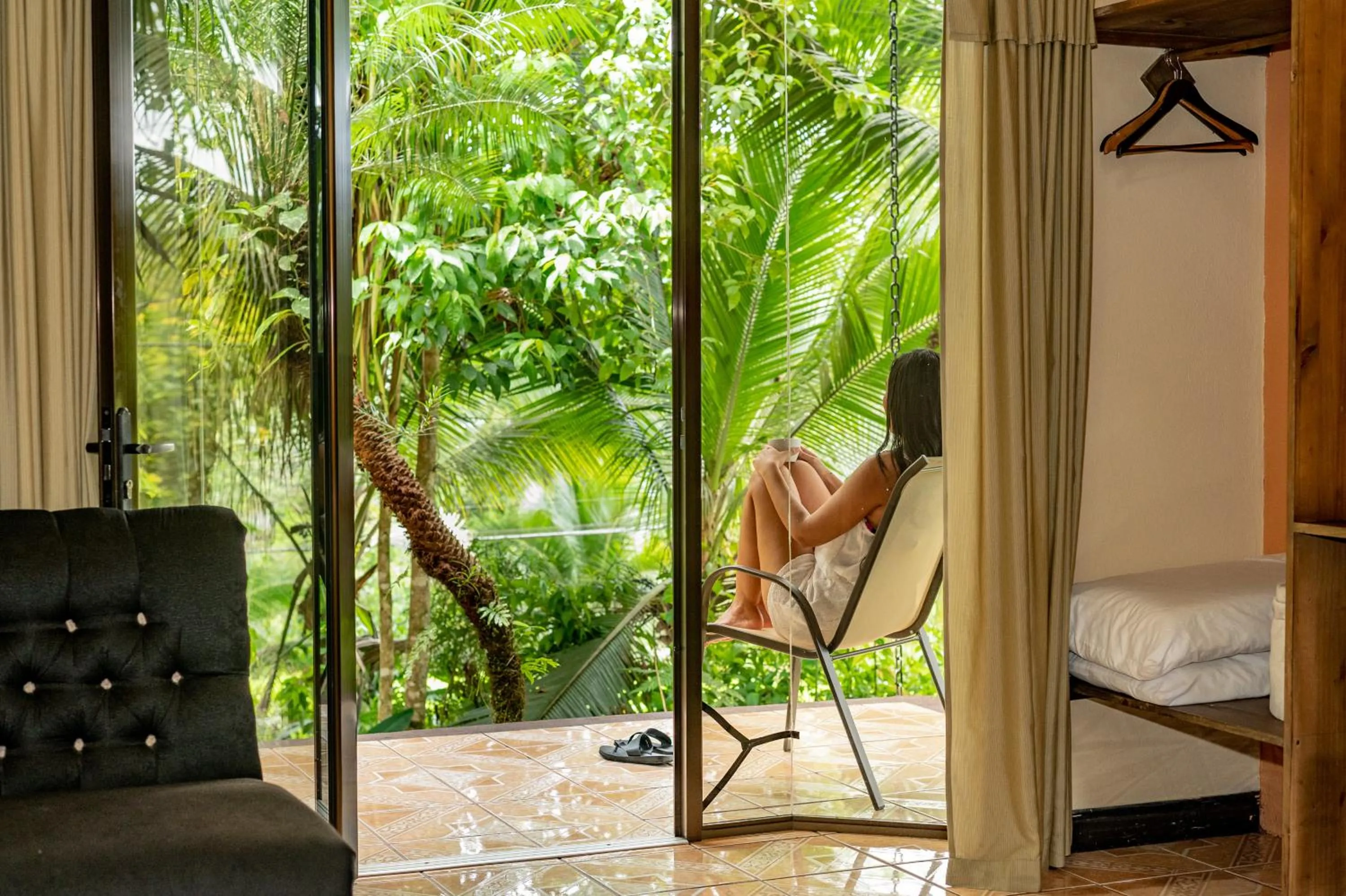 Garden view in Ara Ambigua Lodge