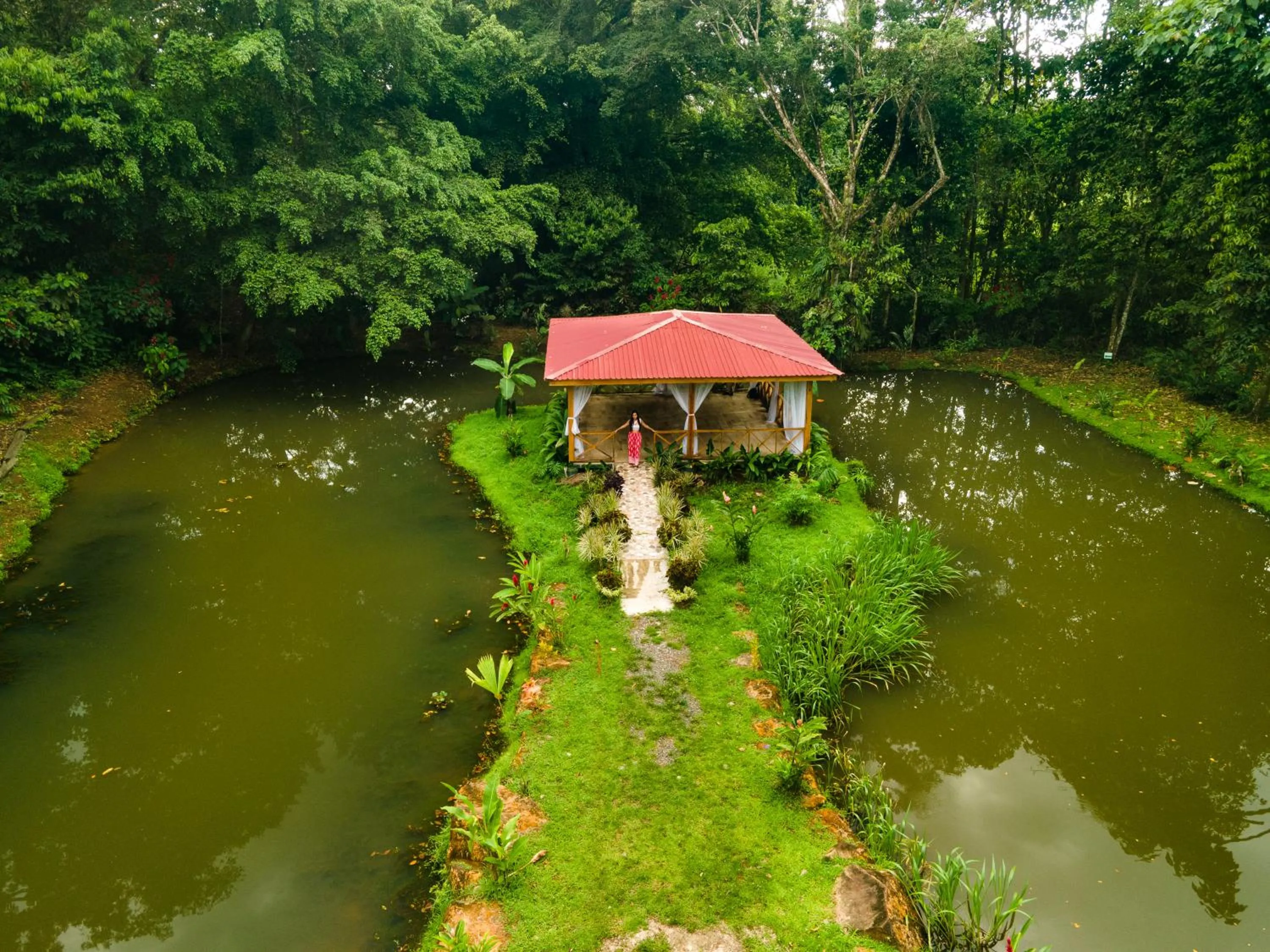 Lake view in Ara Ambigua Lodge