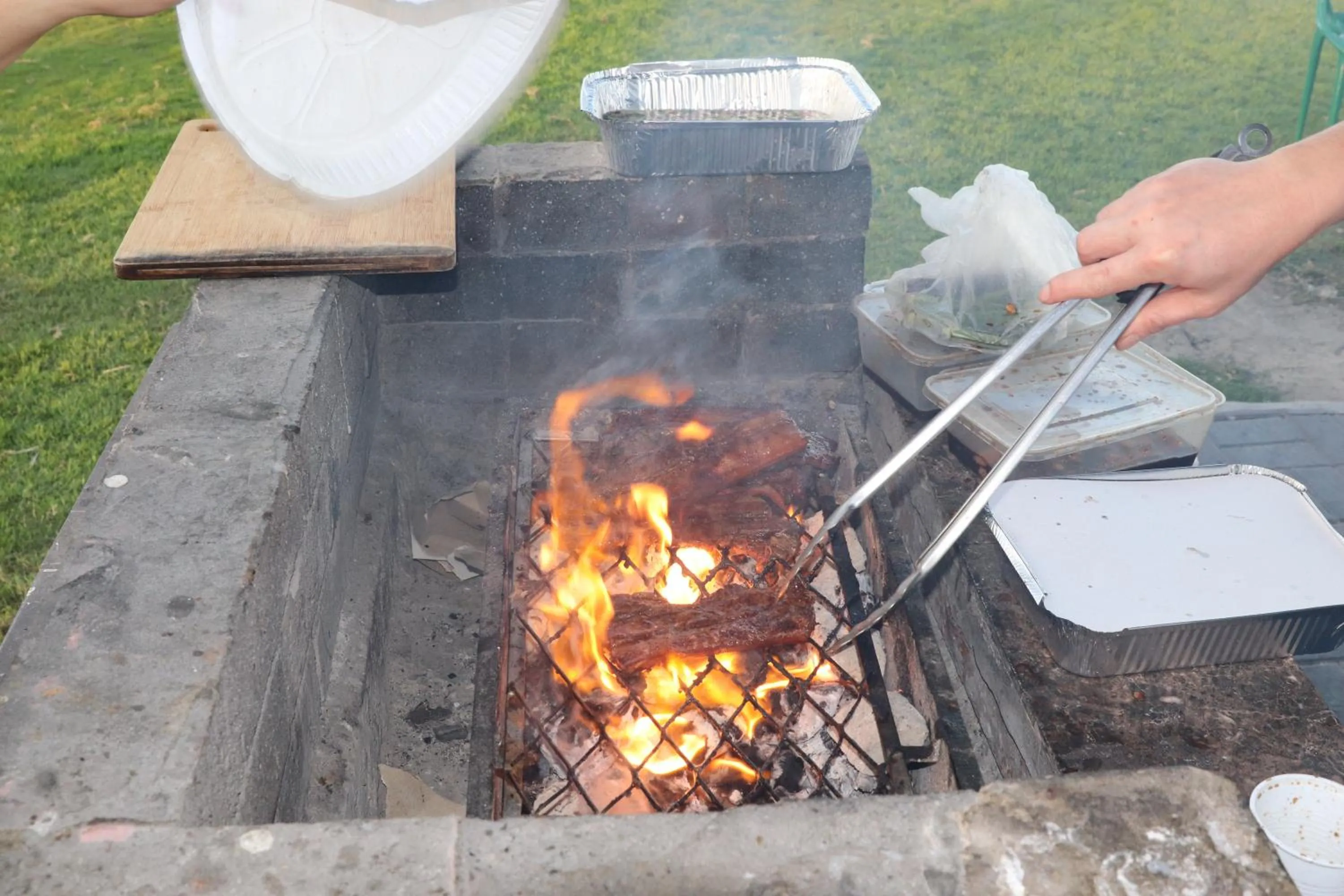 BBQ facilities in Flamingo Beach Hotel
