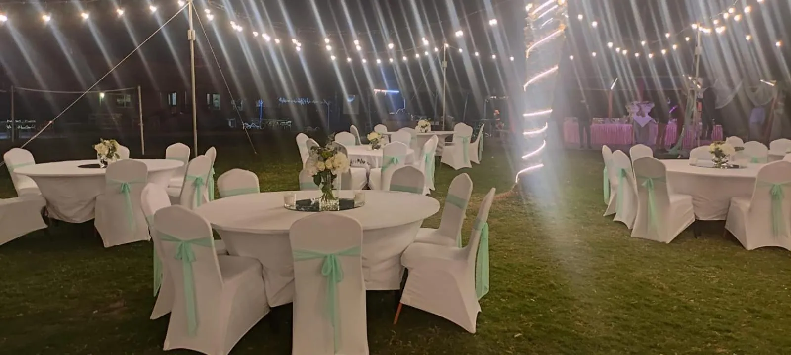 Property building in Flamingo Beach Hotel