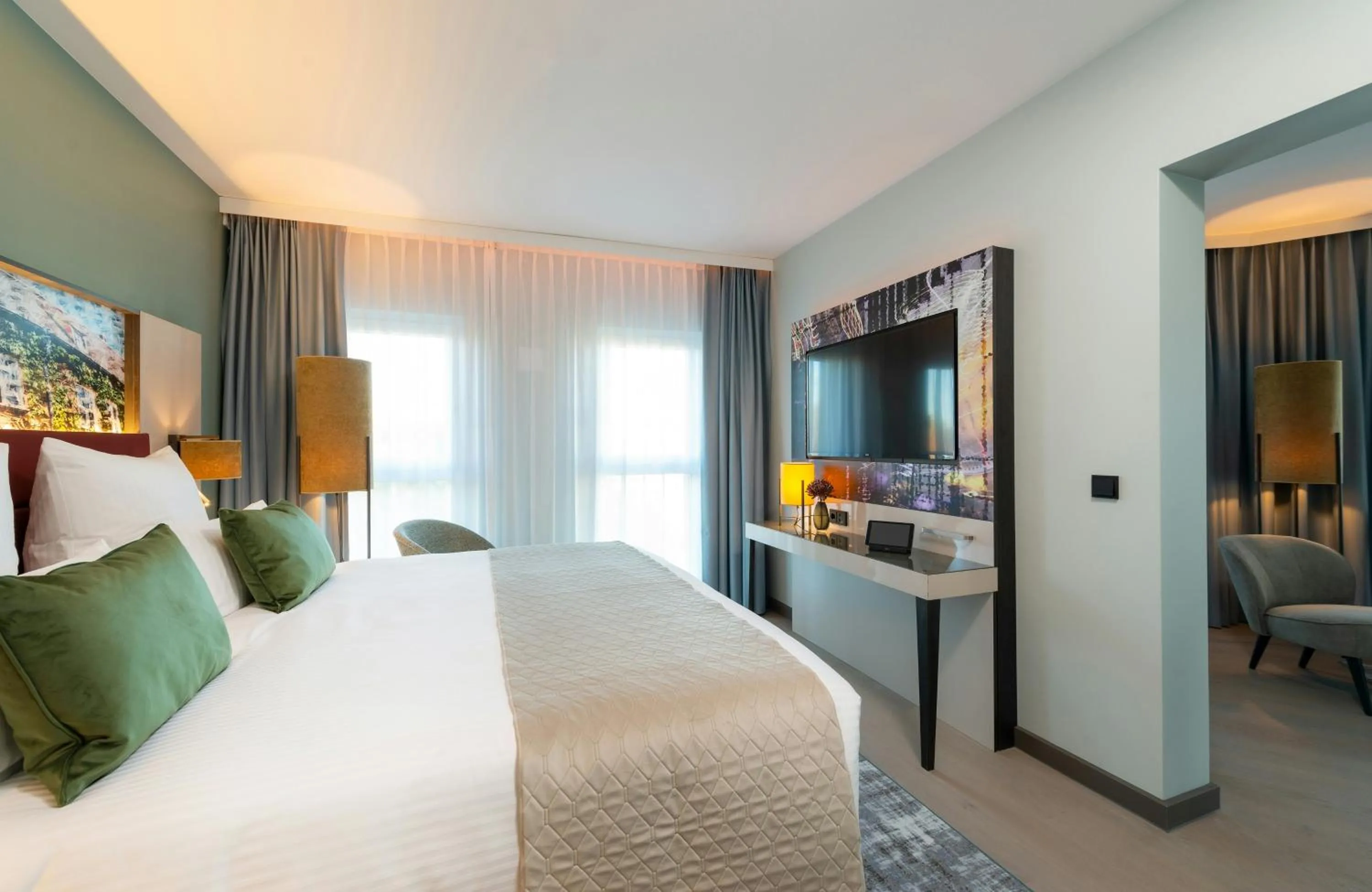 Photo of the whole room, Bed in Leonardo Hotel Augsburg