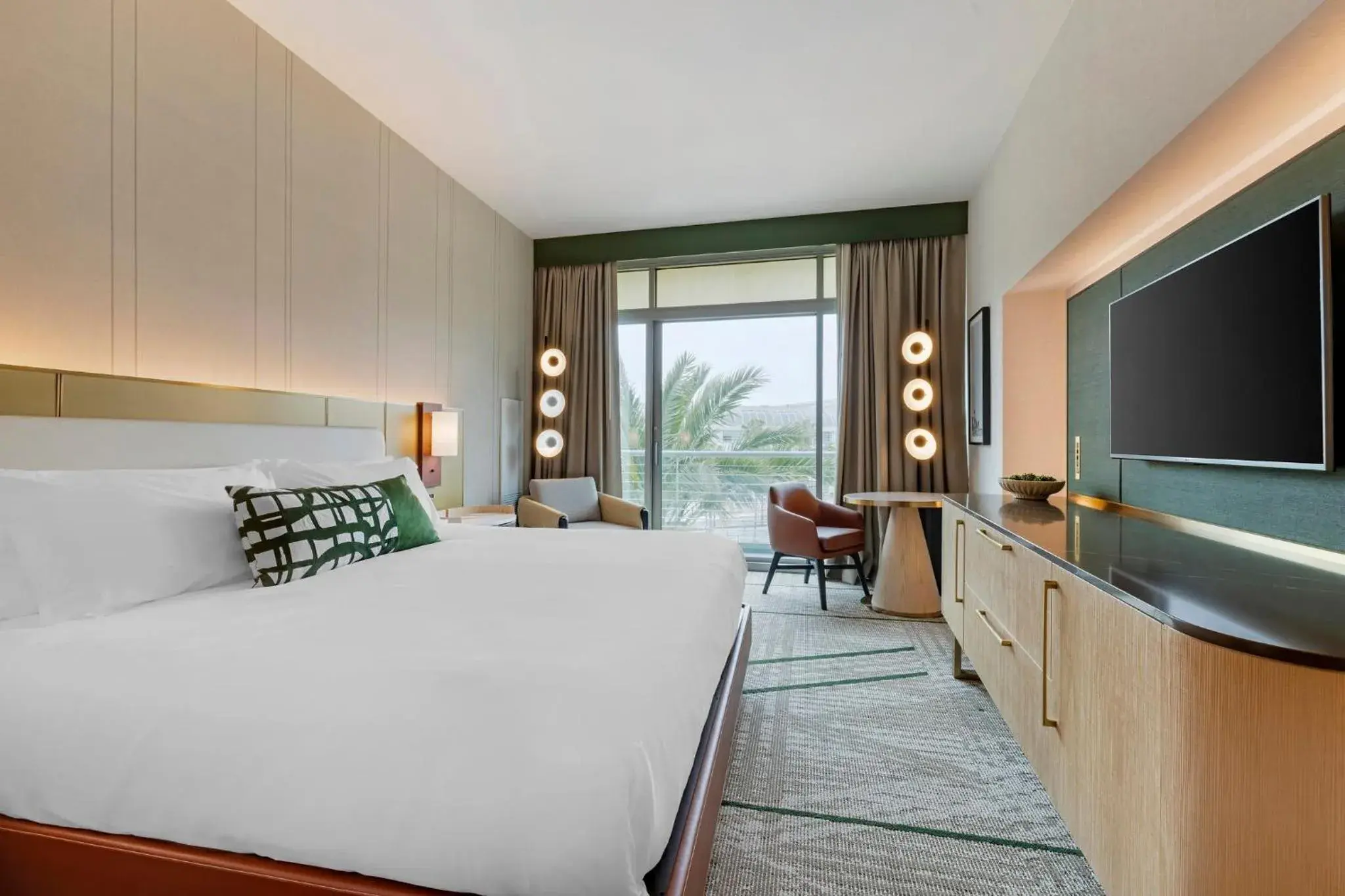 Bedroom, Bed in Omni San Diego Hotel at the Ballpark Bedroom, Bed in Omni San Diego Hotel at the Ballpark