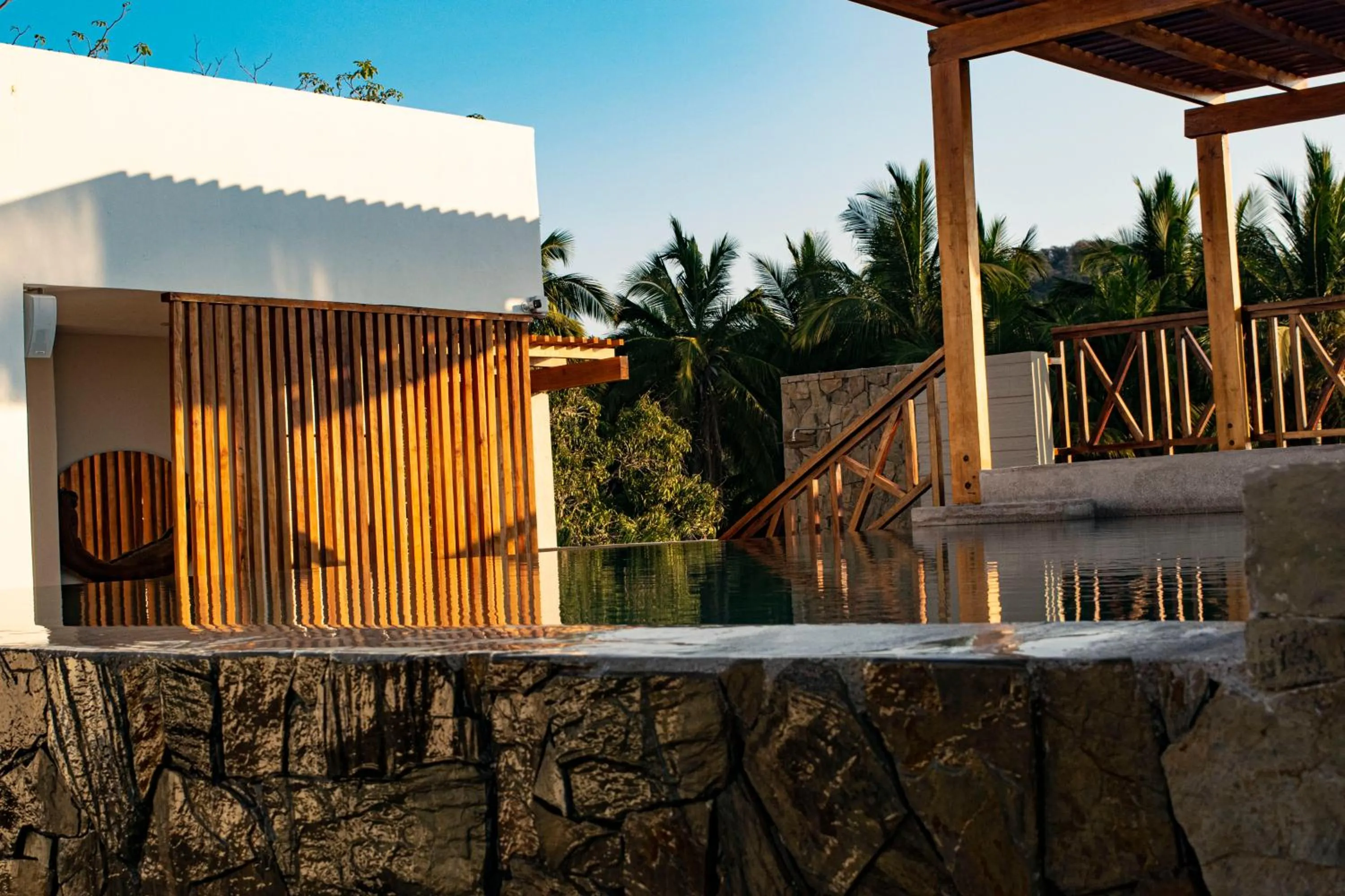 Pool view in Ciyé Hotel
