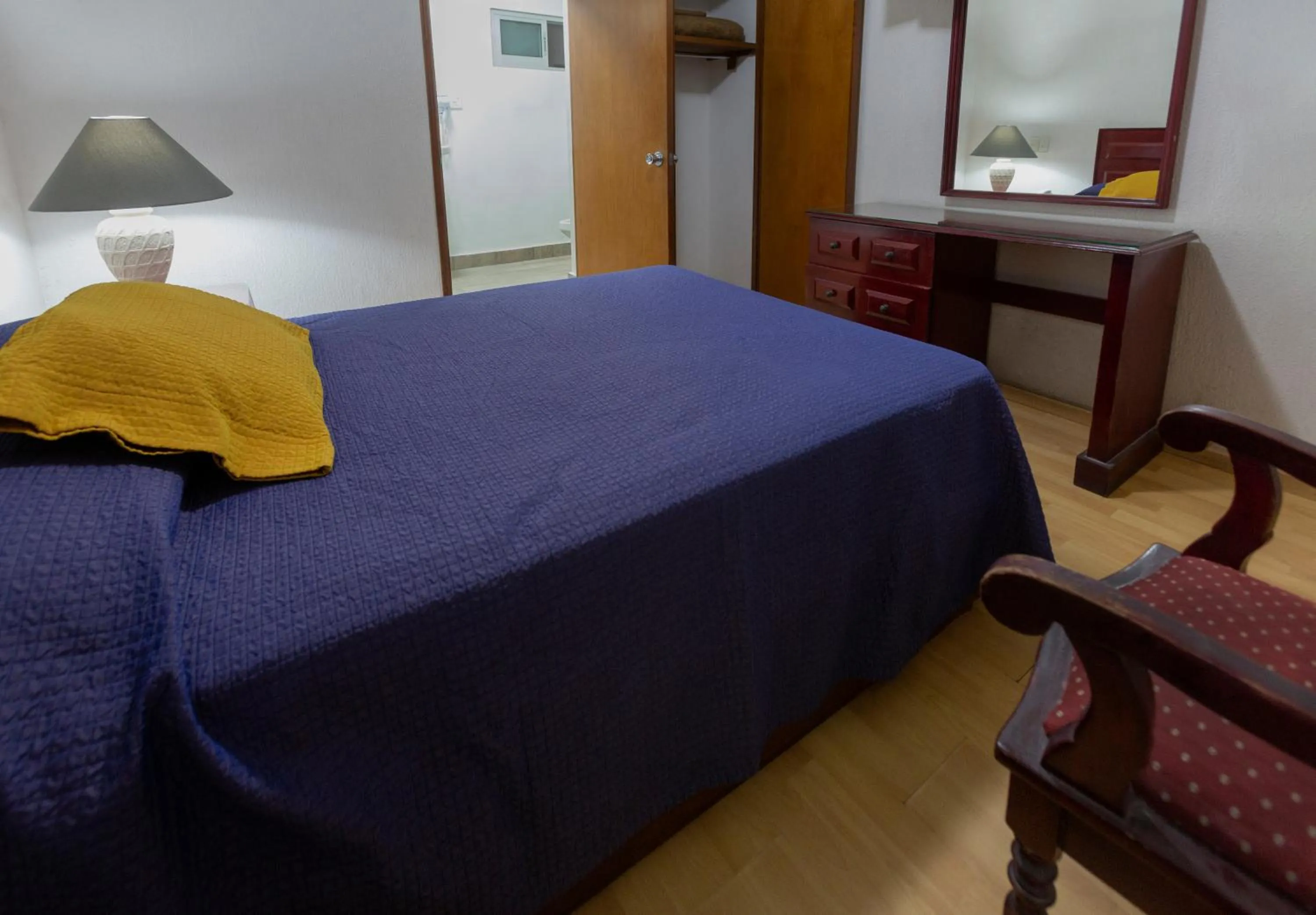 Bathroom, Bed in Hotel Gala Oaxaca