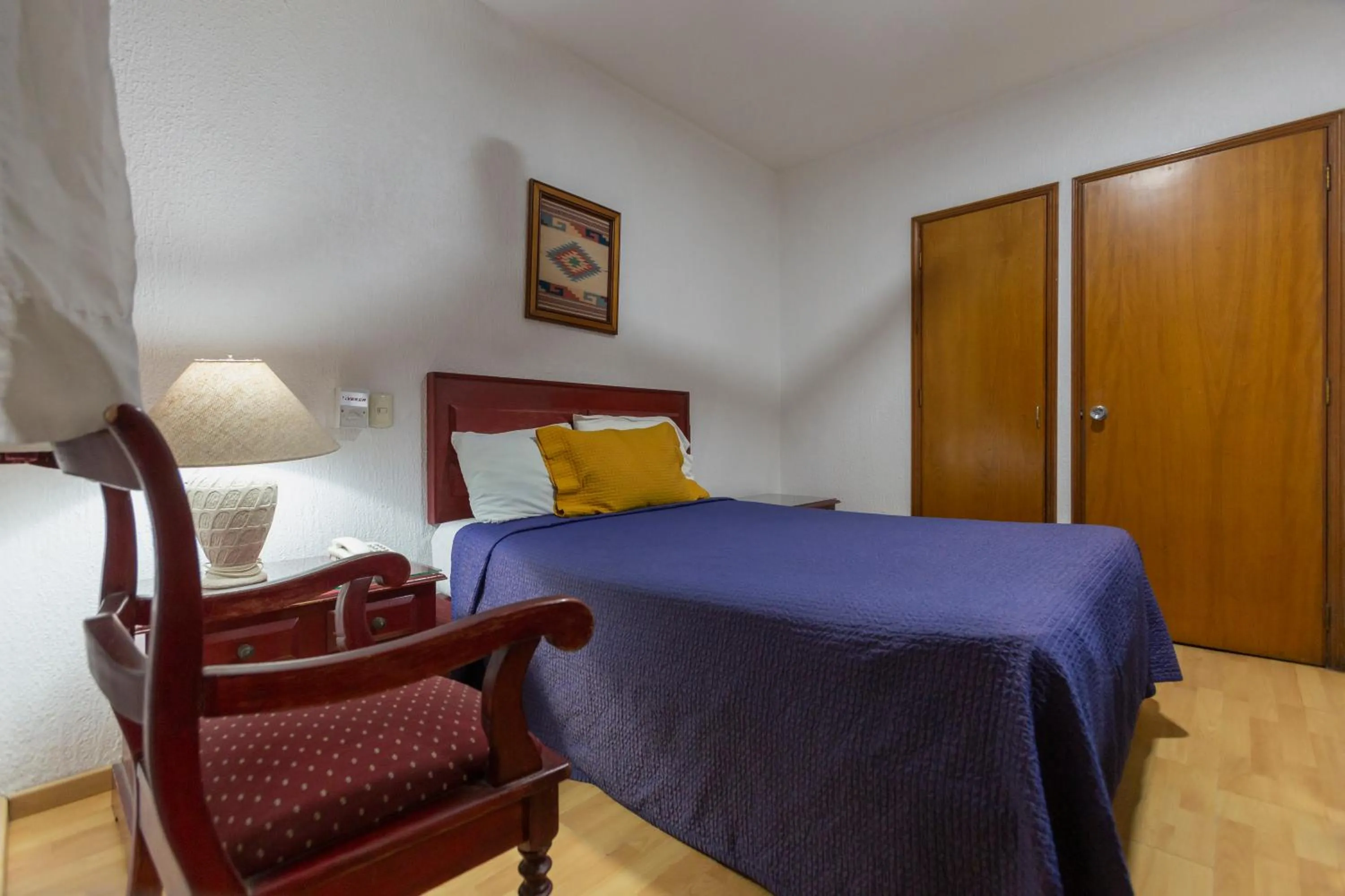 Photo of the whole room, Bed in Hotel Gala Oaxaca