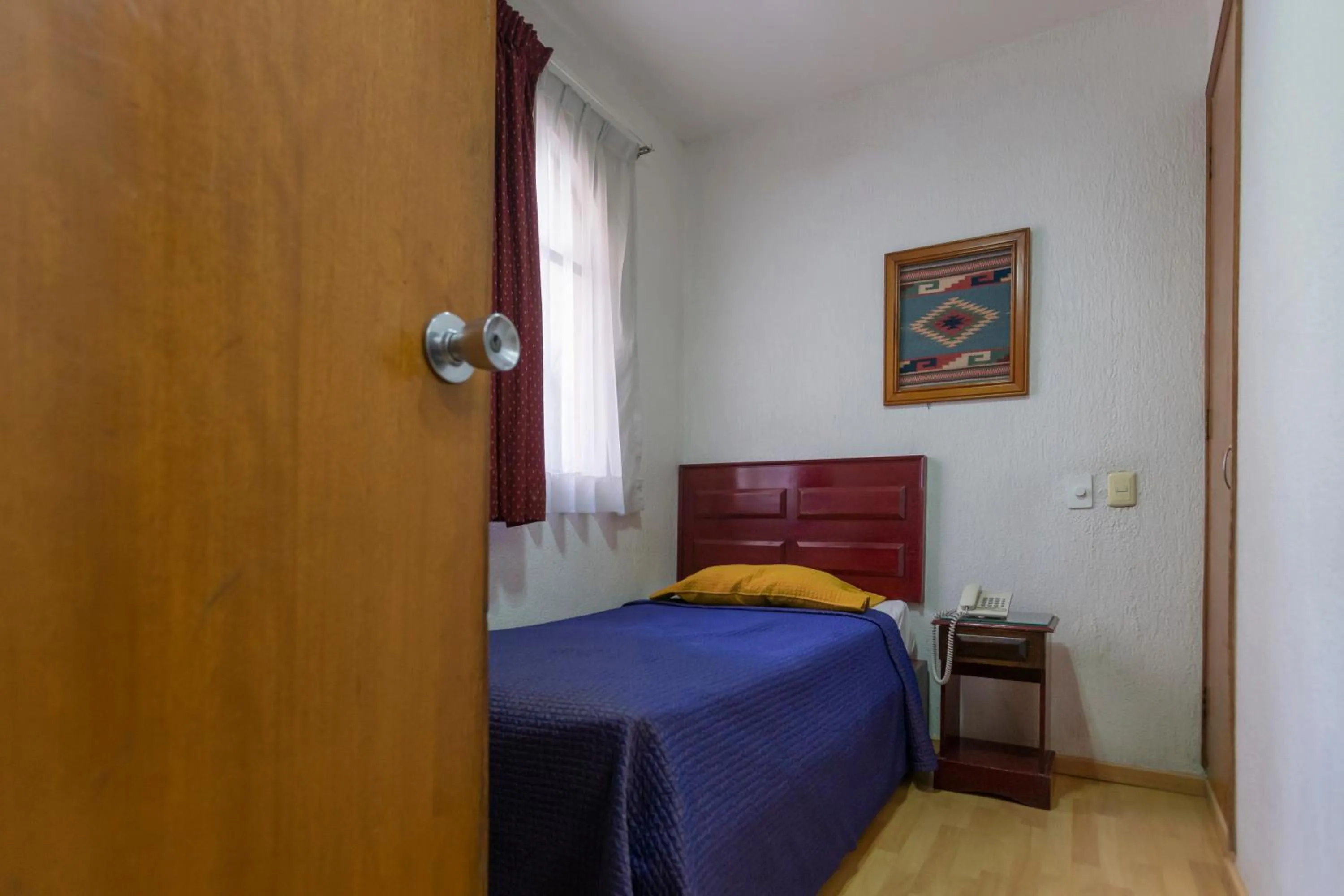 Photo of the whole room, Bed in Hotel Gala Oaxaca