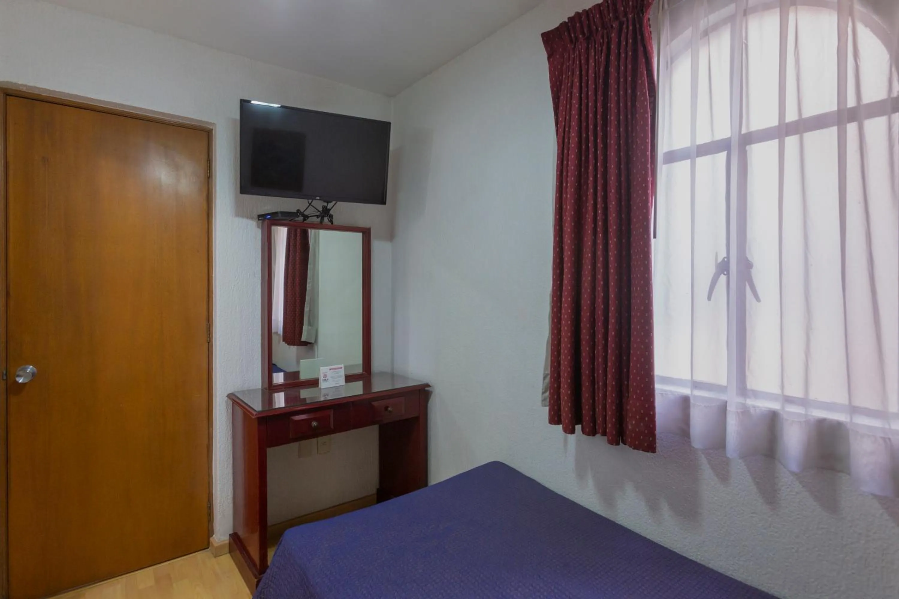 TV and multimedia, Bed in Hotel Gala Oaxaca