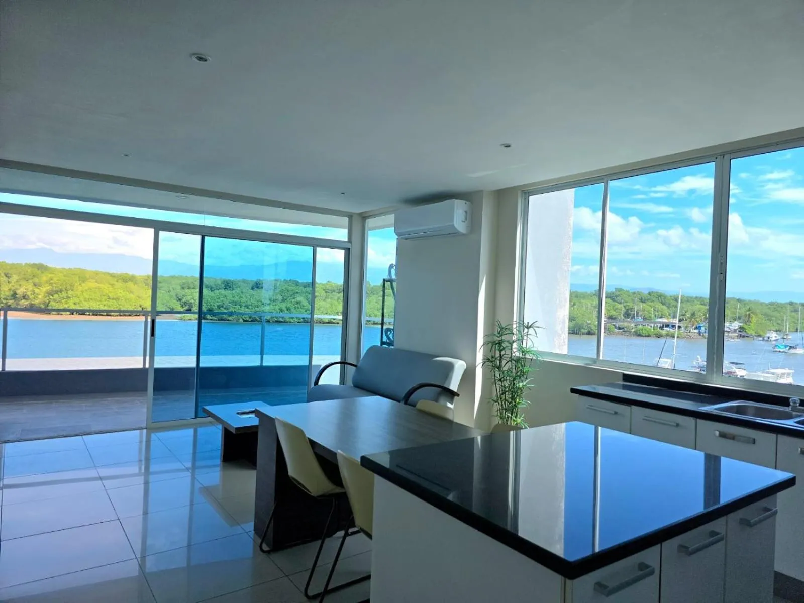 Living room in Puerto Azul Hotel