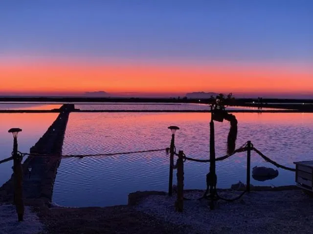 Sunset in Villa i Dammusi