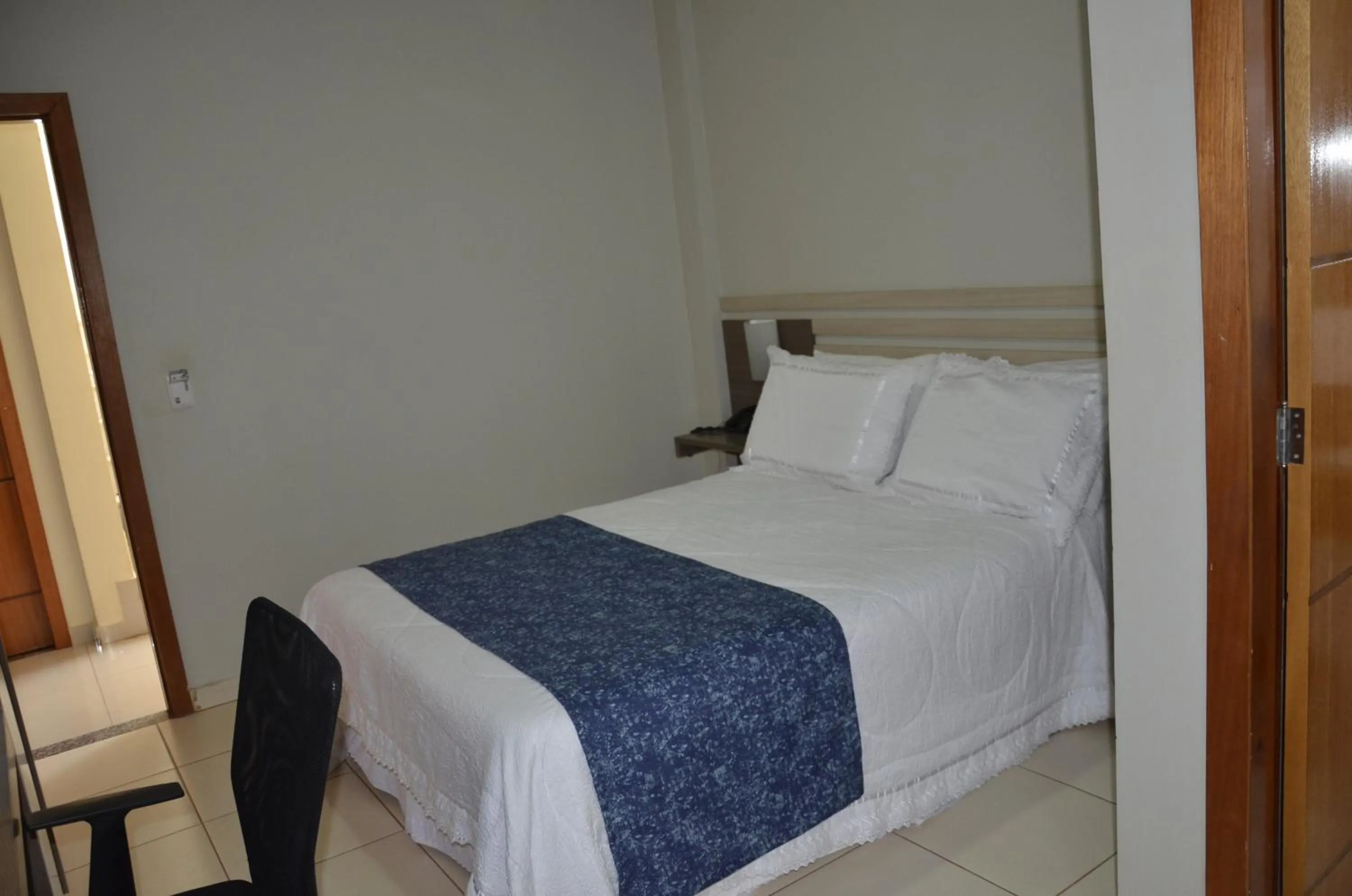 Bedroom, Bed in Palace Hotel