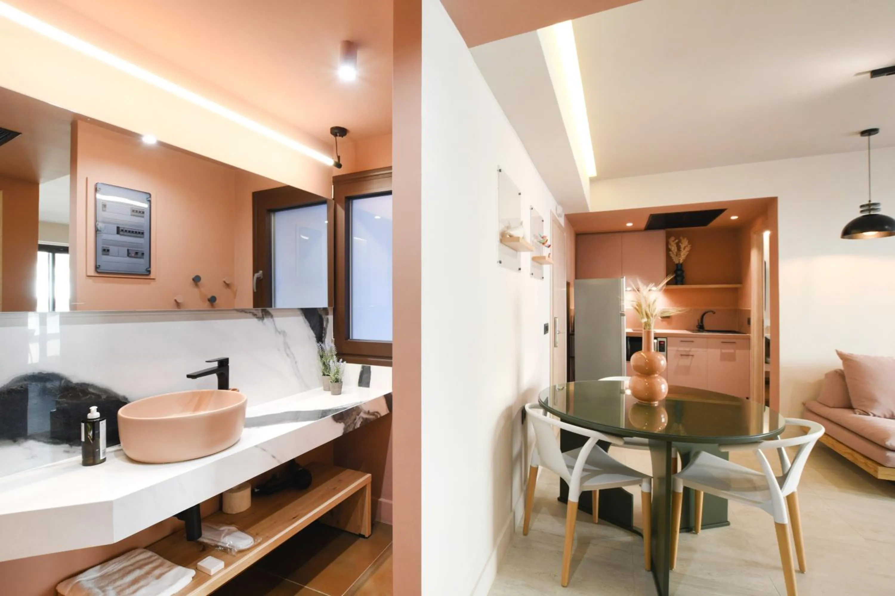 Bathroom in Pavo Art Hotel