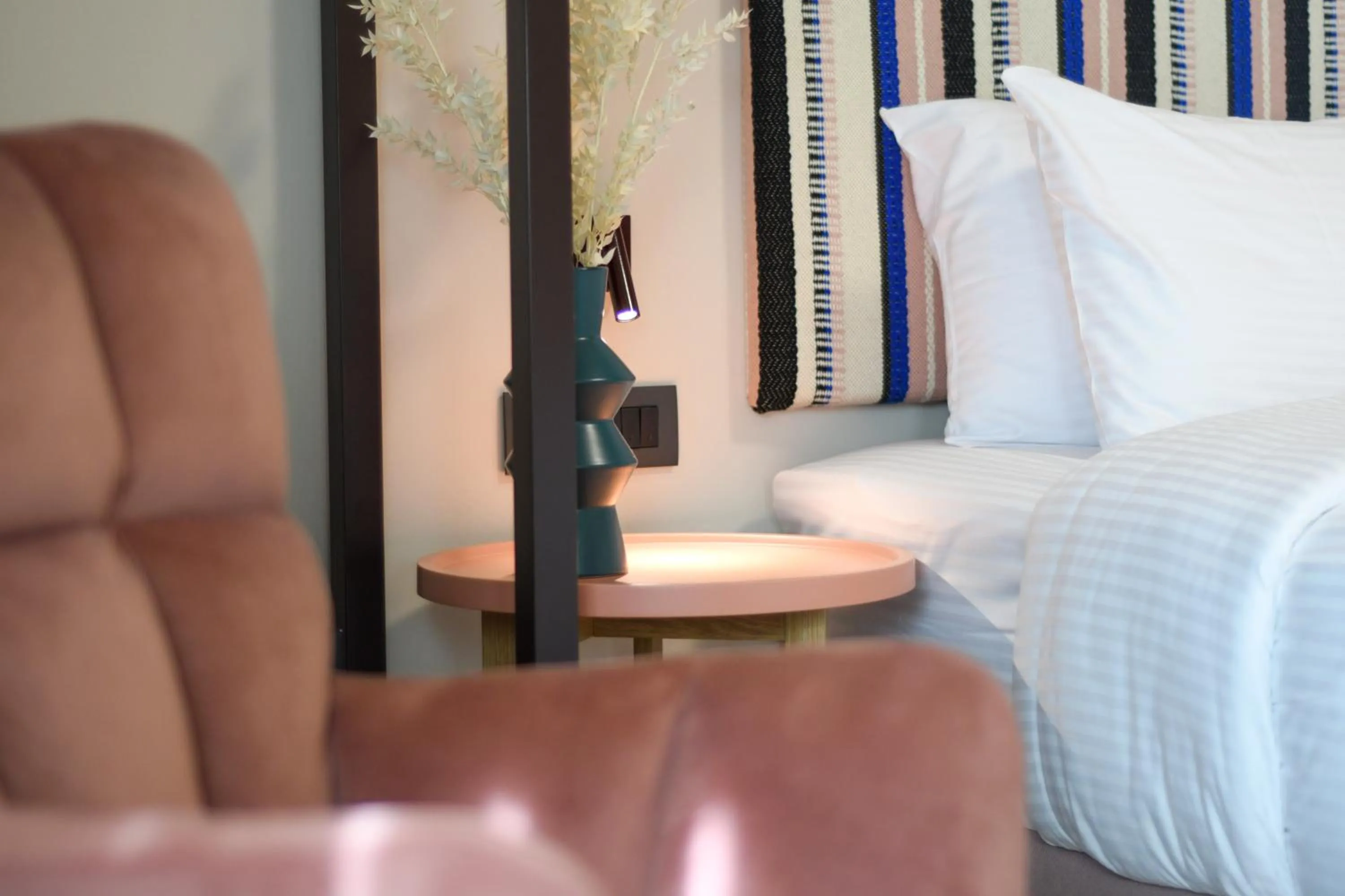 Bed in Pavo Art Hotel