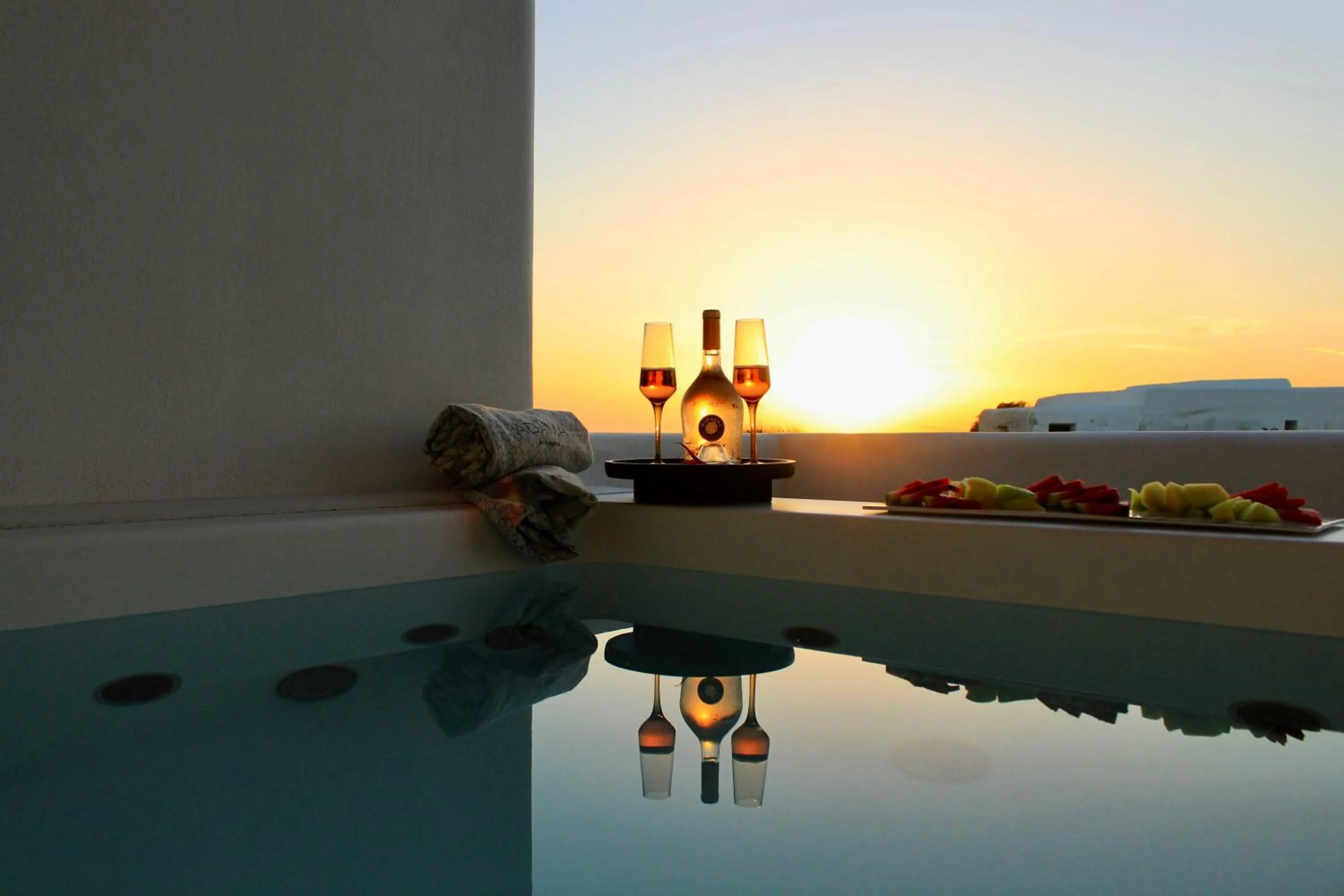 Hot Tub in Adama Mykonos Boutique Hotel