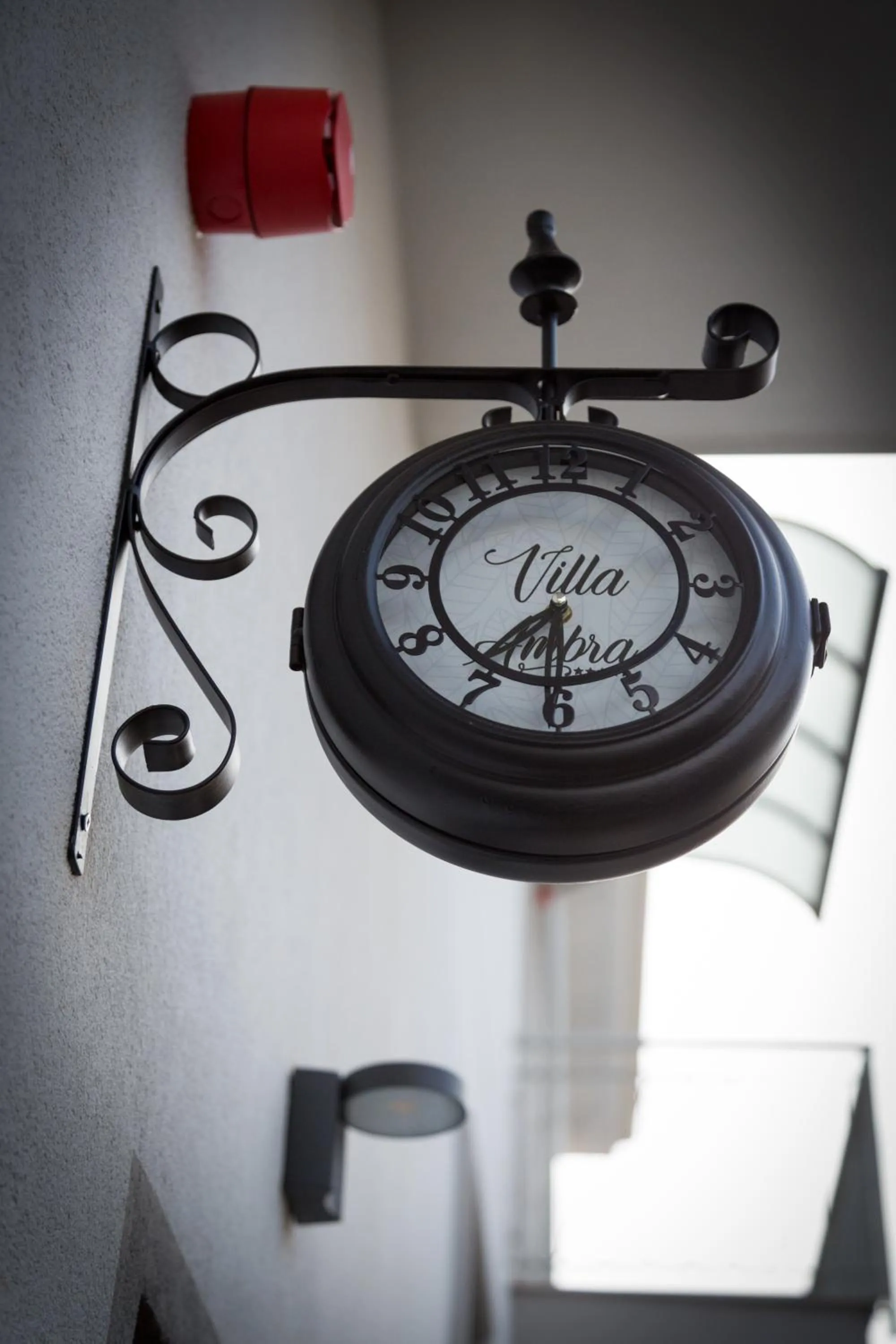 Property building in Foresterie Lombarde B&B Villa Ambra