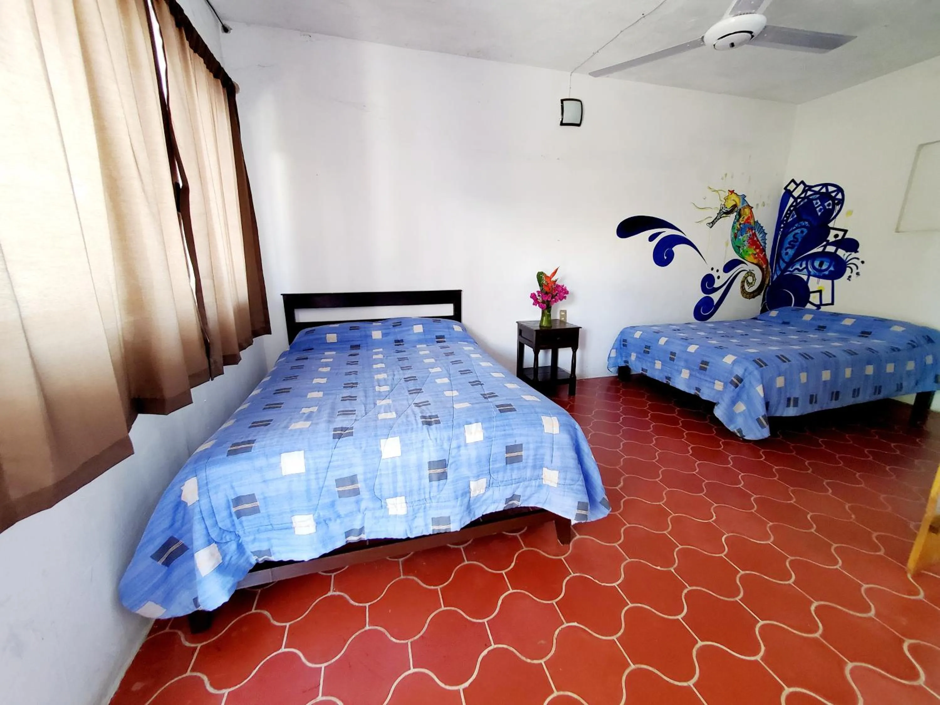 Photo of the whole room, Bed in Hotel Oasis Melaque
