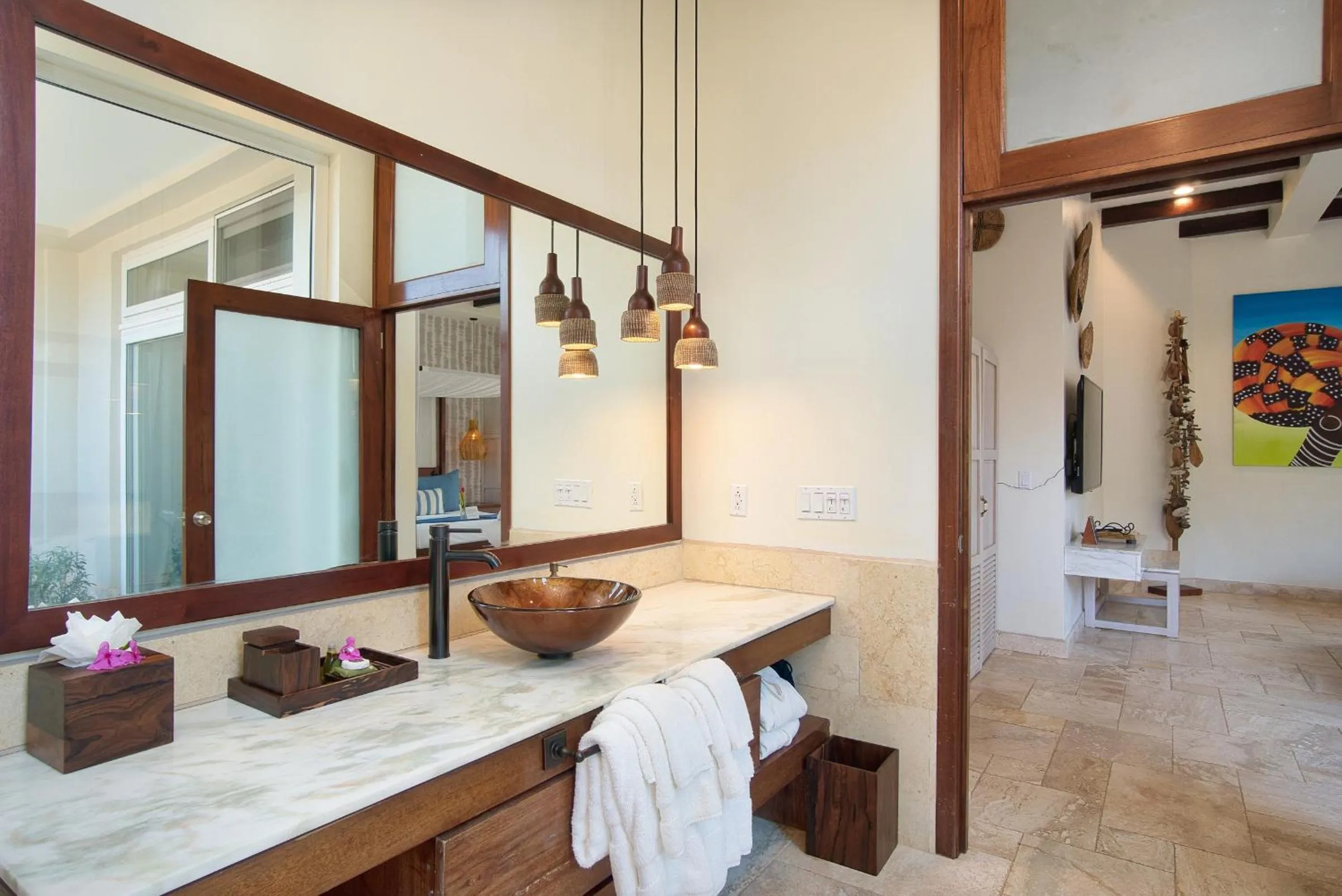 Bathroom in The Lodge at Jaguar Reef