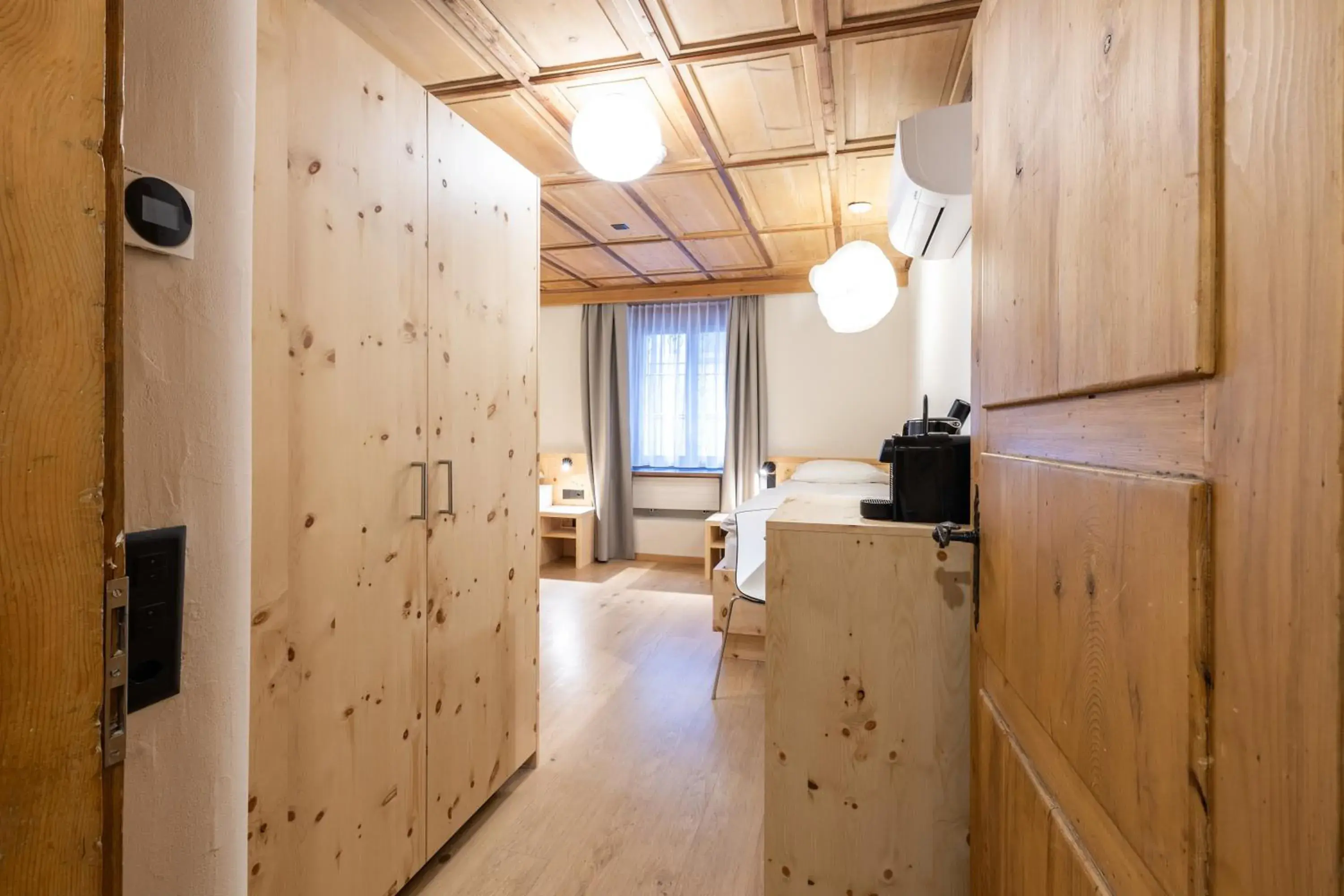 Economy Twin Room with separate beds in Hotel Stern Chur Economy Twin Room with separate beds in Hotel Stern Chur