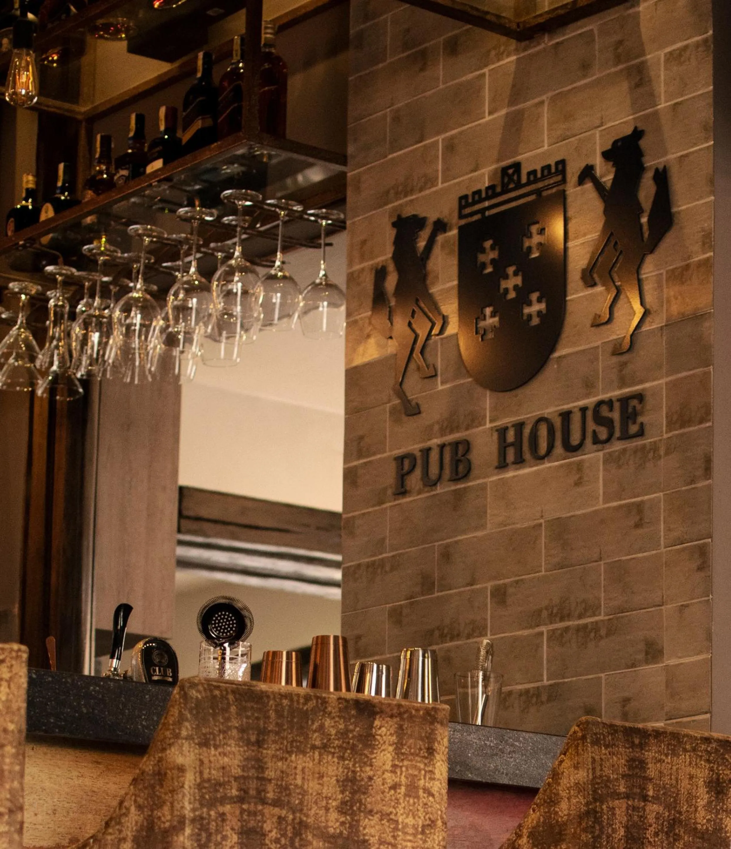 Restaurant/places to eat in Hotel La Cofradía Pub-House