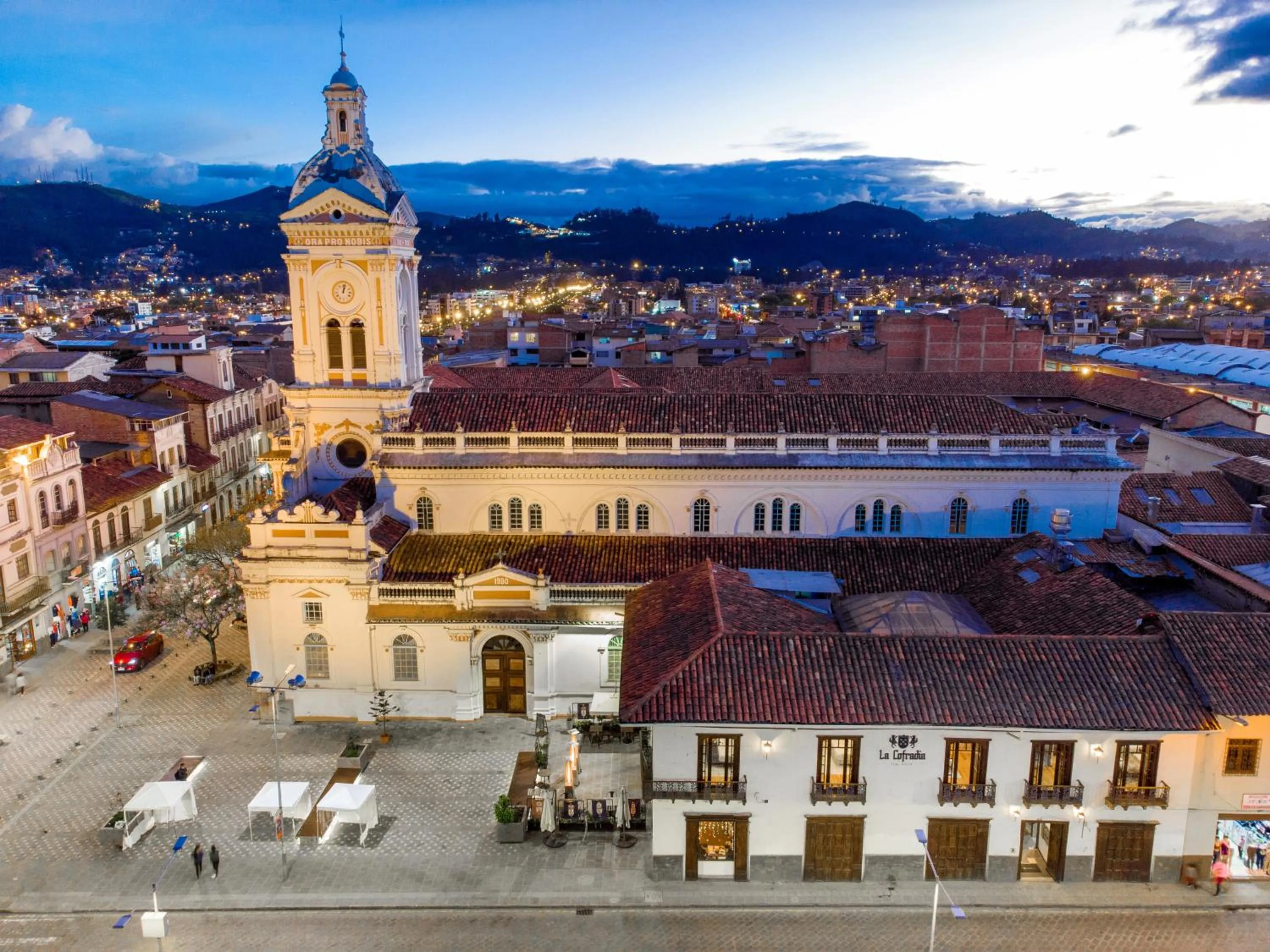 Property building in Hotel La Cofradía Pub-House