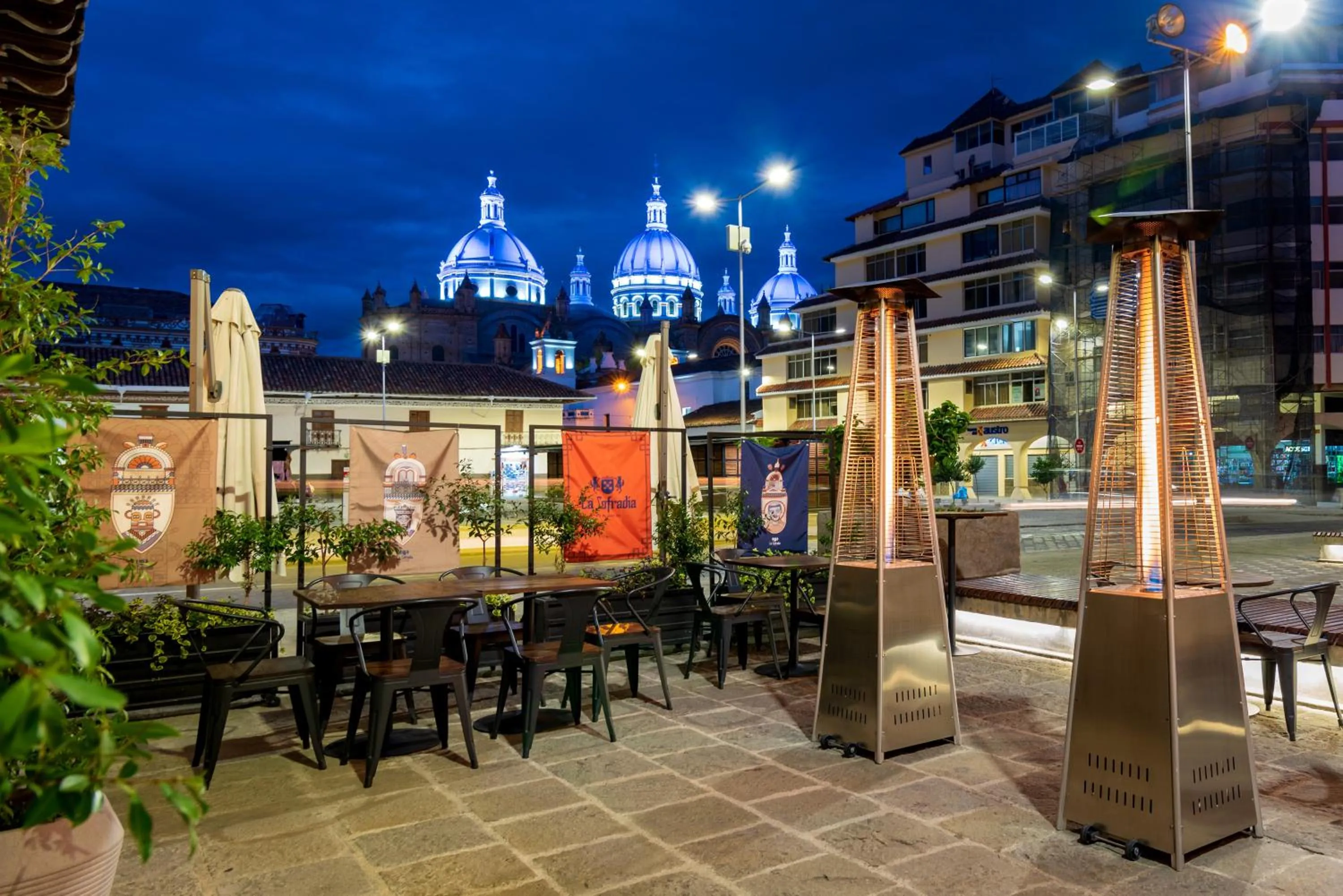 Restaurant/places to eat in Hotel La Cofradía Pub-House