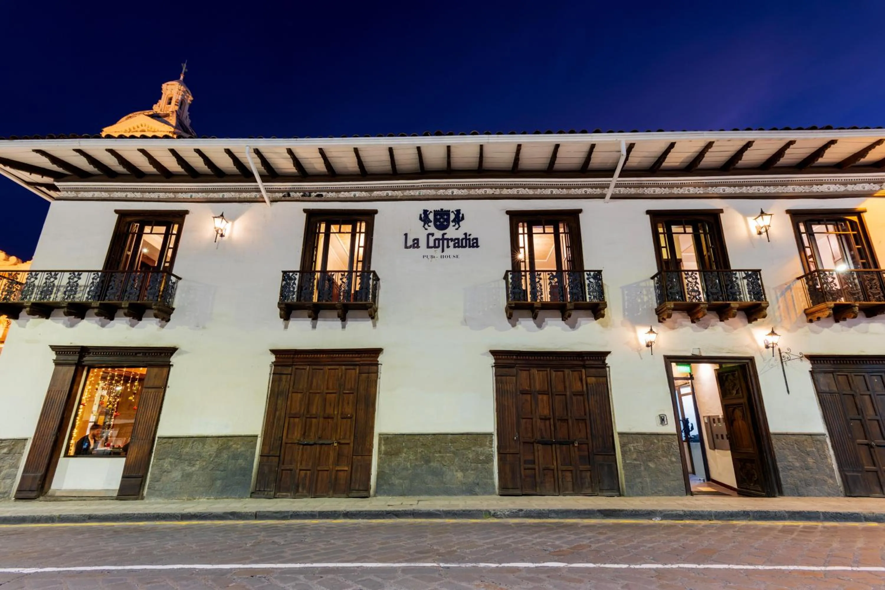 Property building in Hotel La Cofradía Pub-House