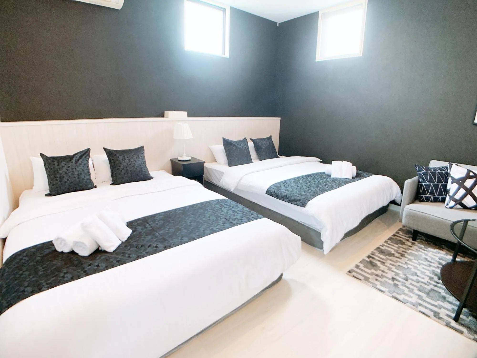 Bed in Bar & Hotel Colors MIYAJIMA