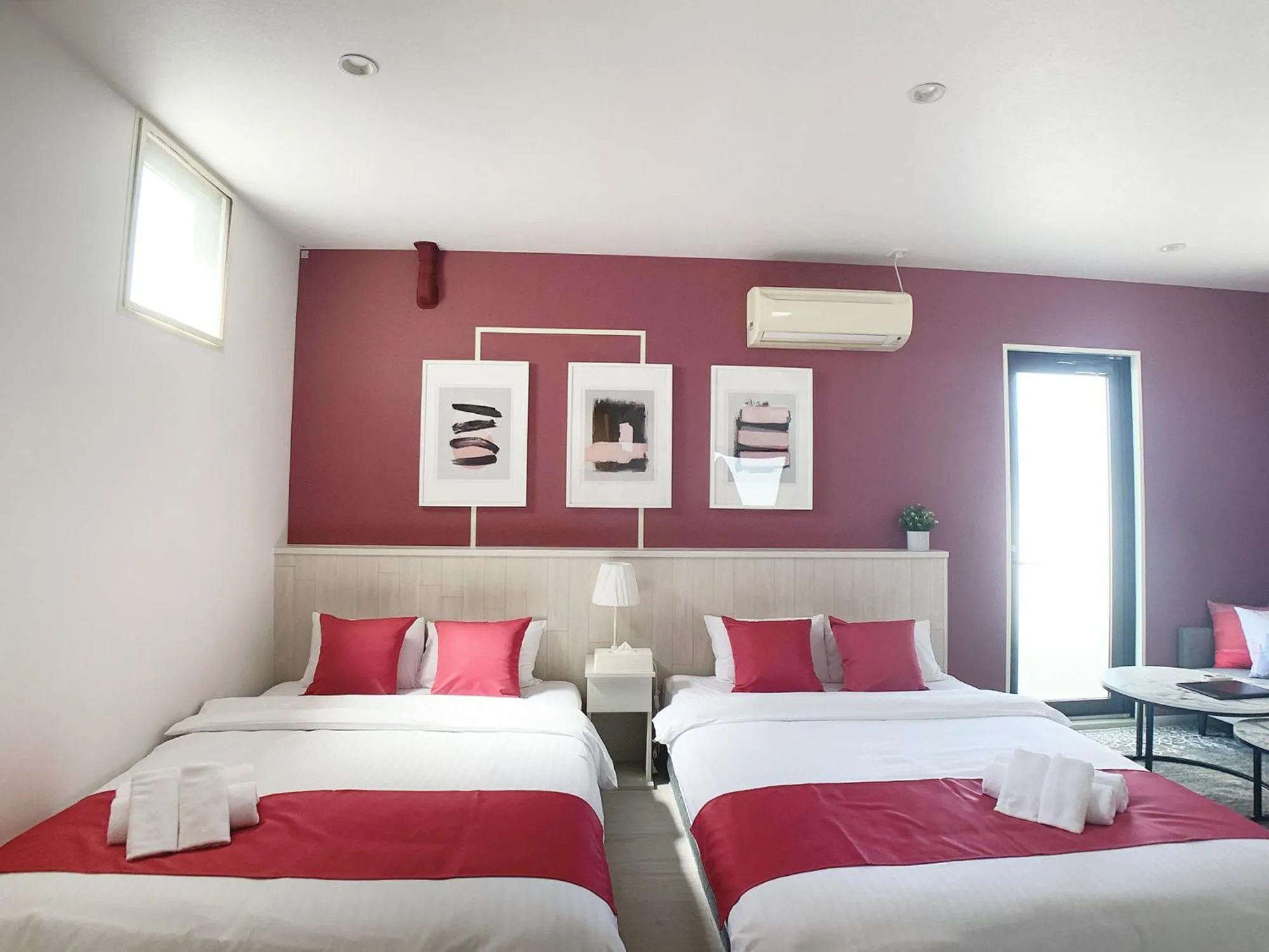 Bed in Bar & Hotel Colors MIYAJIMA