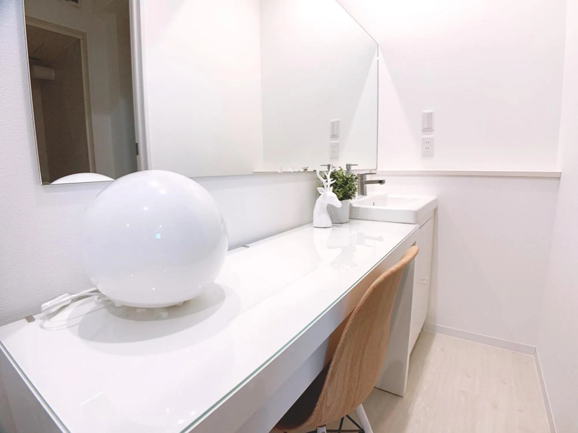 Bar & Hotel Colors MIYAJIMA