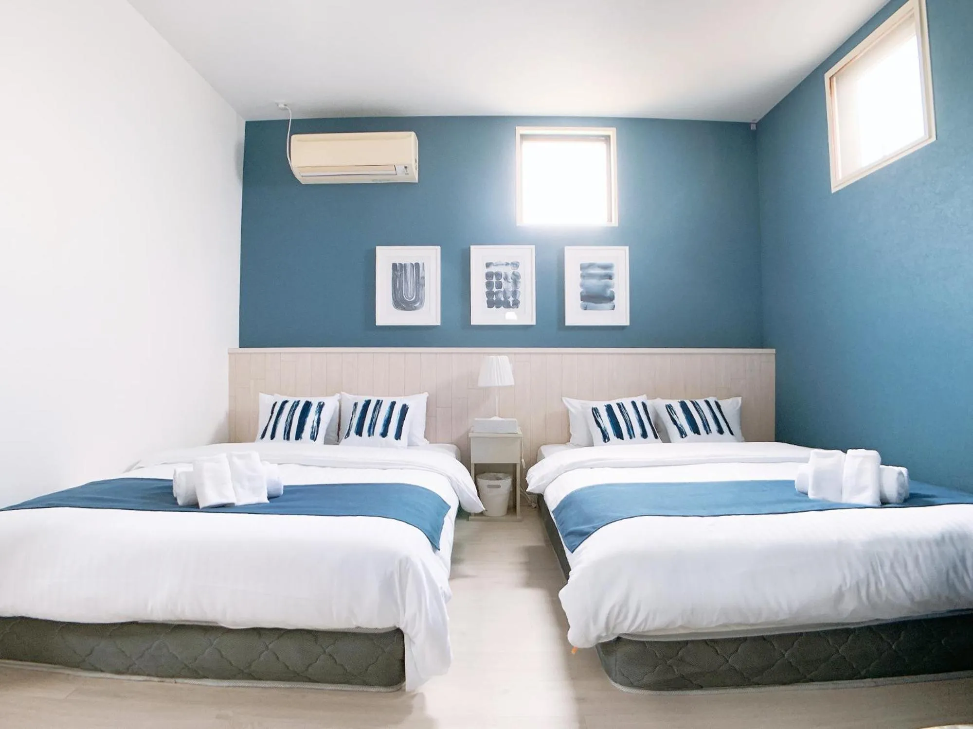 Bed in Bar & Hotel Colors MIYAJIMA