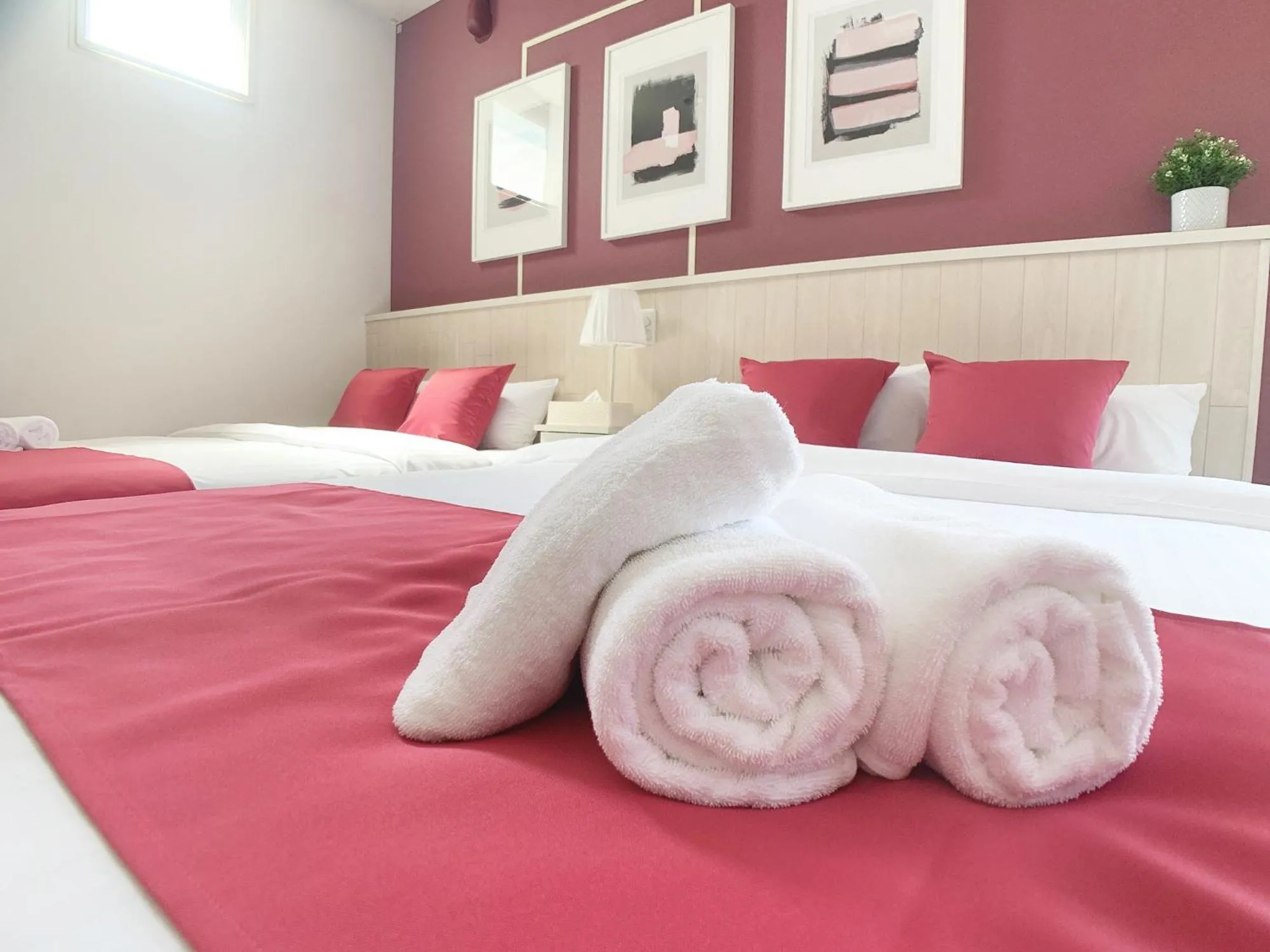 Bed in Bar & Hotel Colors MIYAJIMA