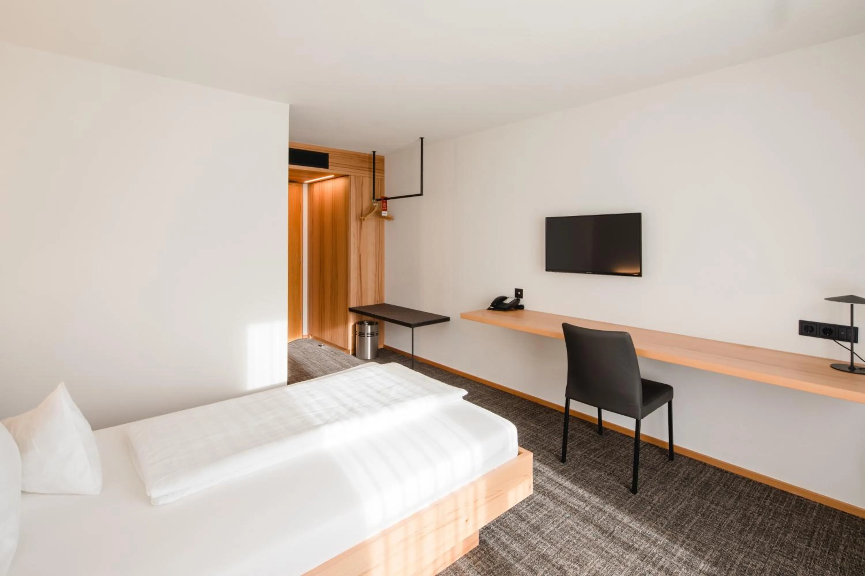 Photo of the whole room, Bed in Hotel Krone