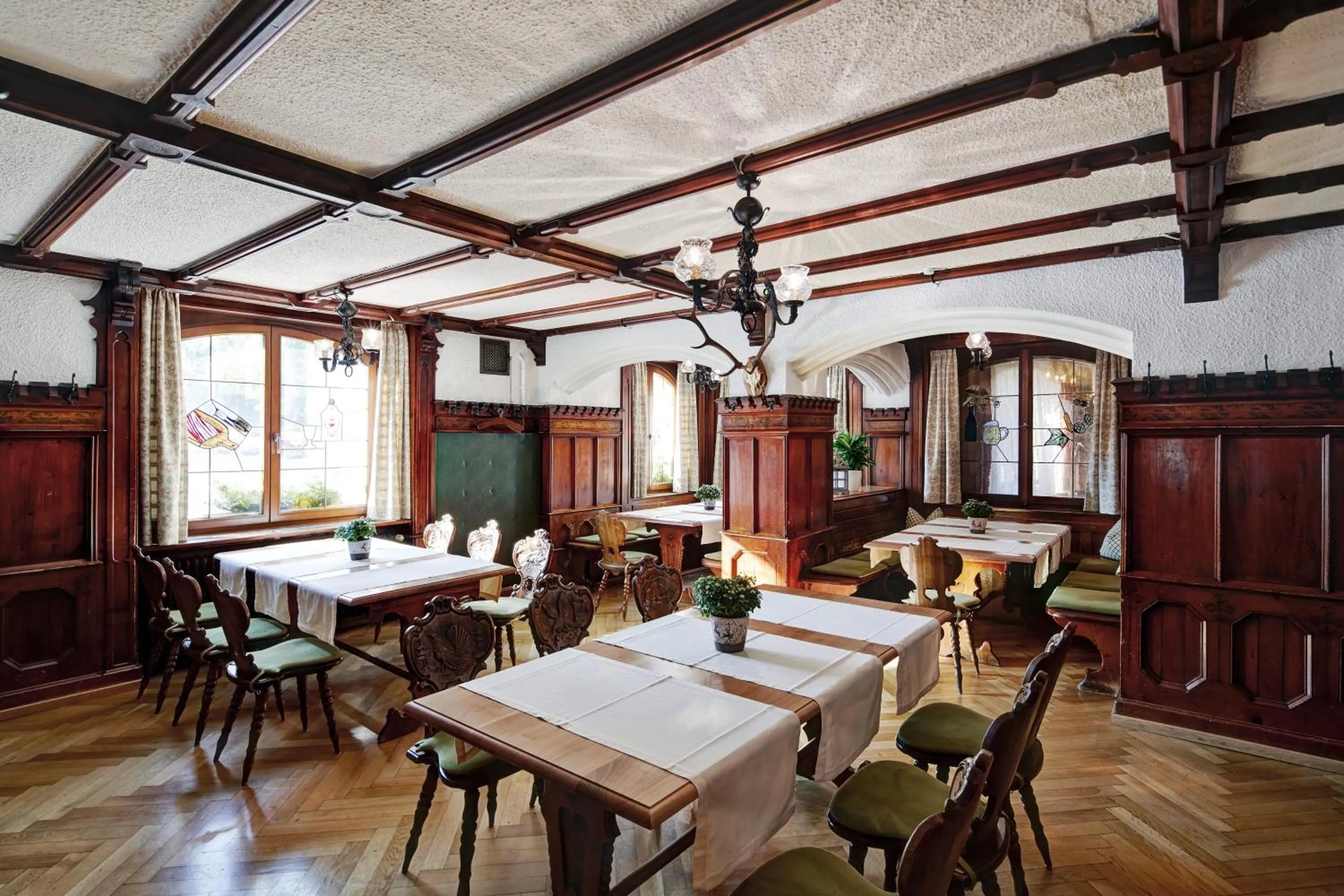 Restaurant/places to eat in Hotel Krone