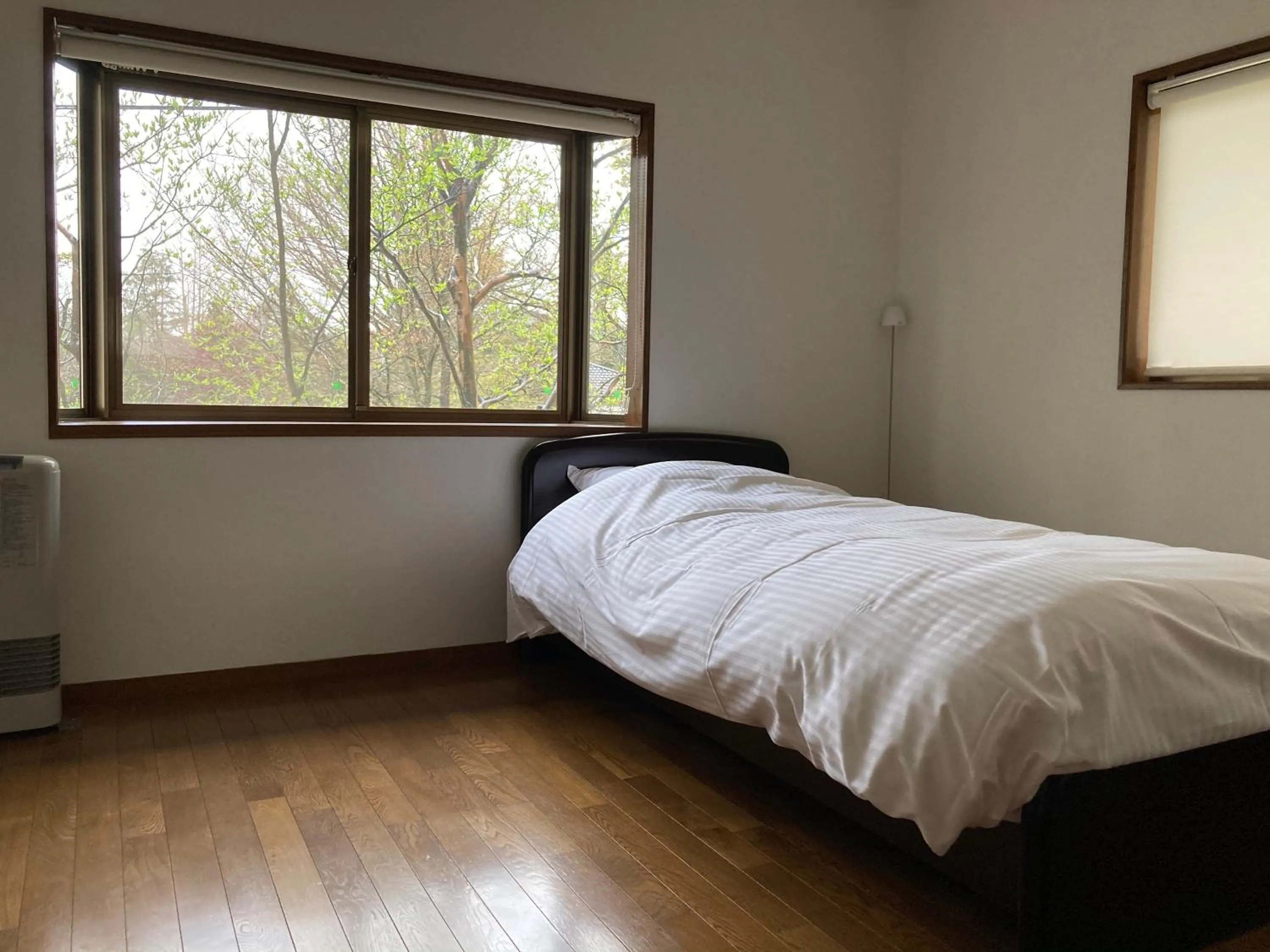 Photo of the whole room, Bed in Yatsugatake Cottage
