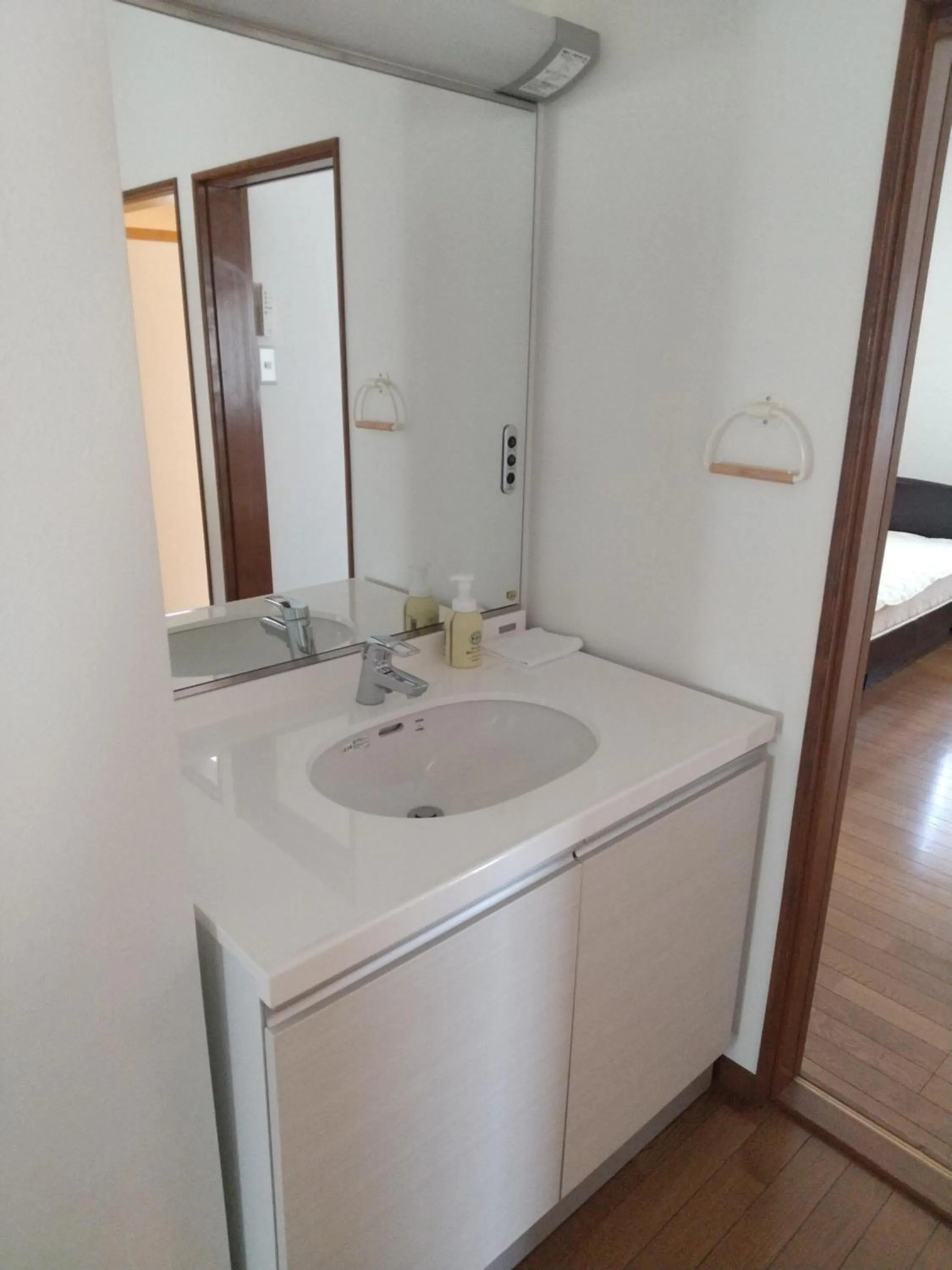 Bathroom in Yatsugatake Cottage