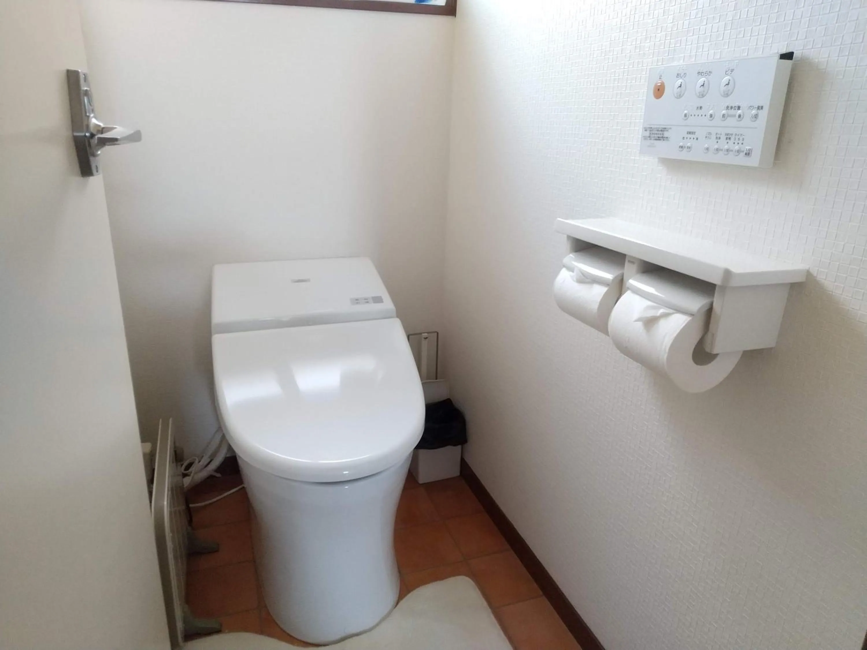 Bathroom in Yatsugatake Cottage