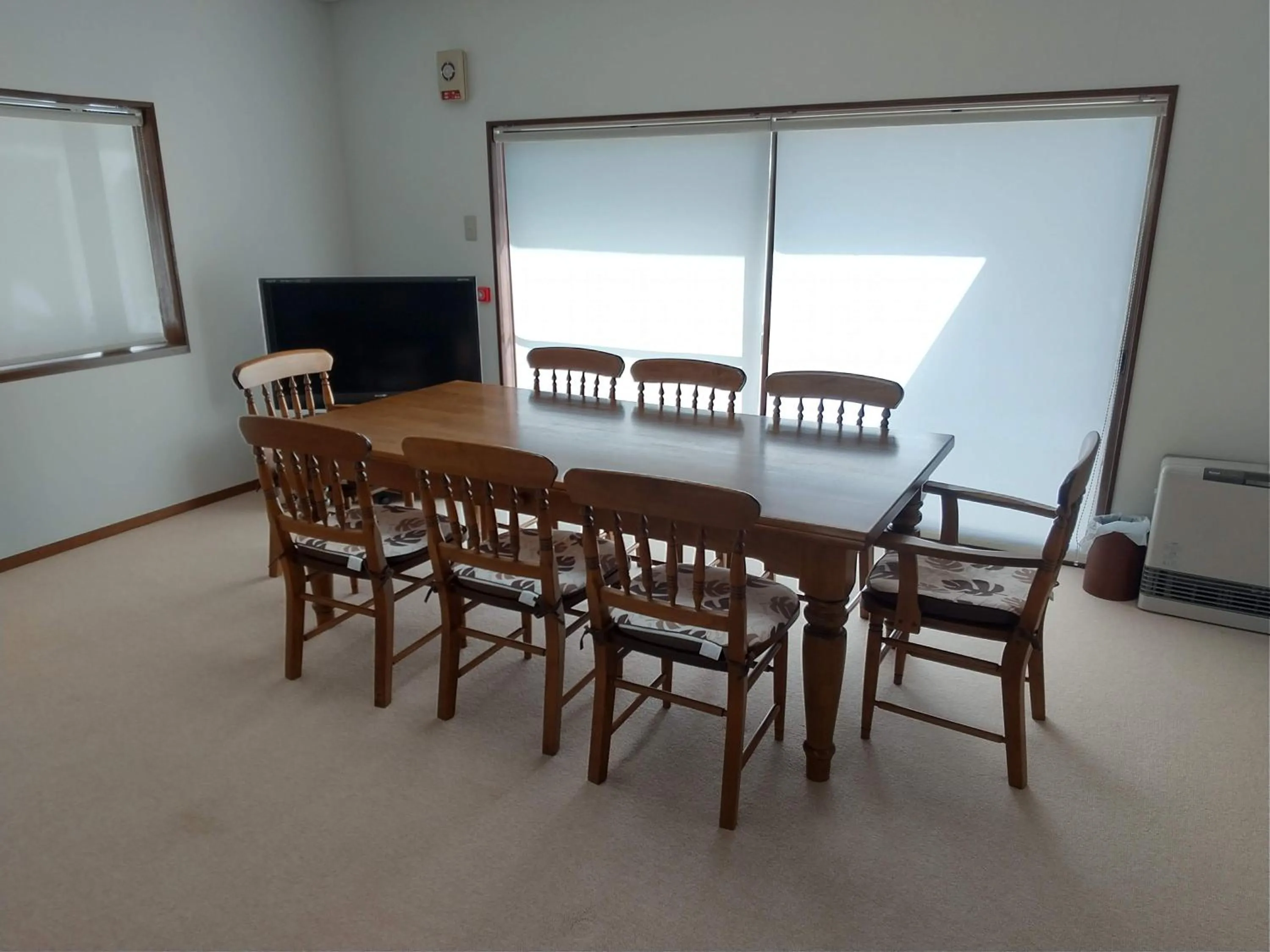 Dining area in Yatsugatake Cottage