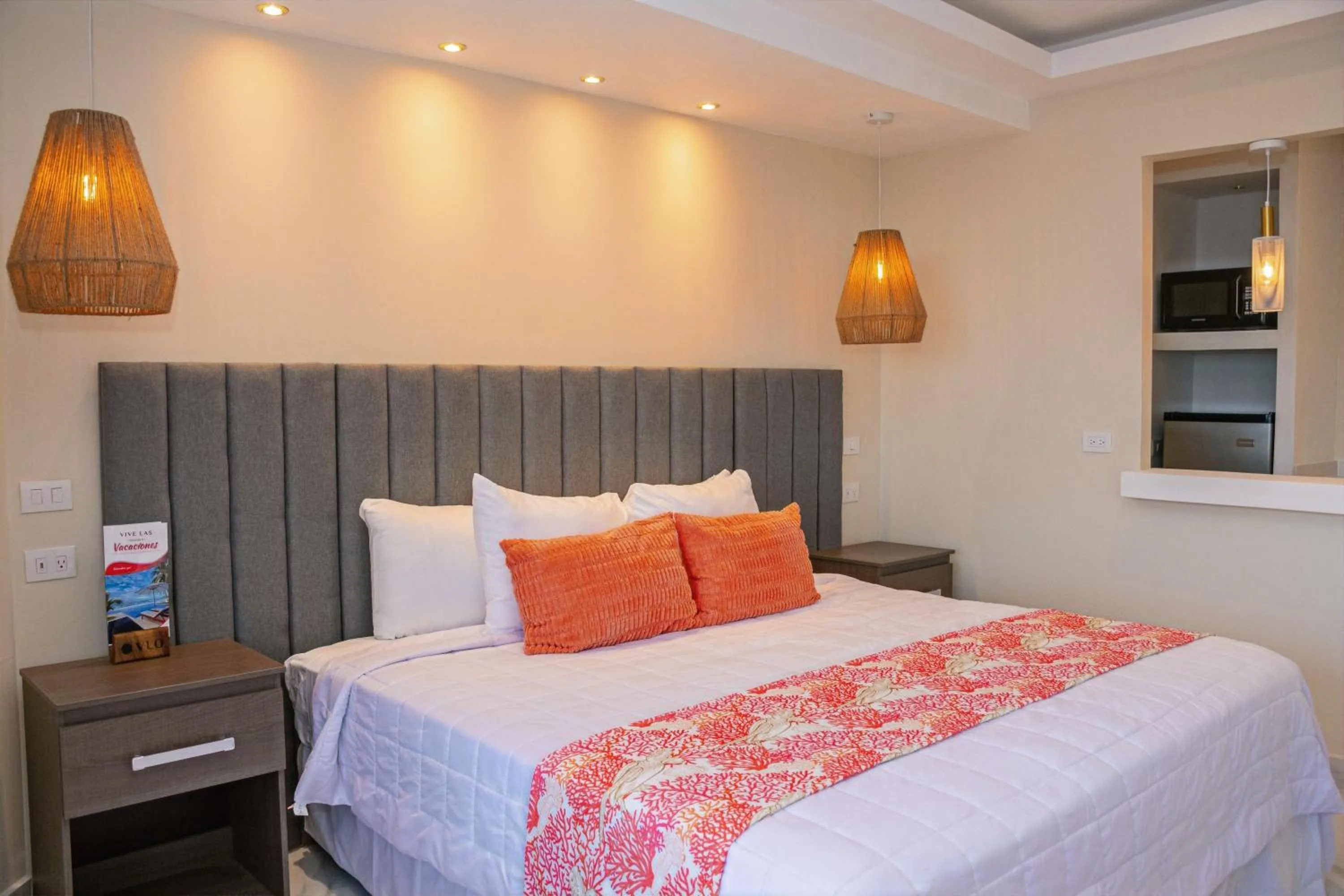 Bed in Vista Las Olas Resort