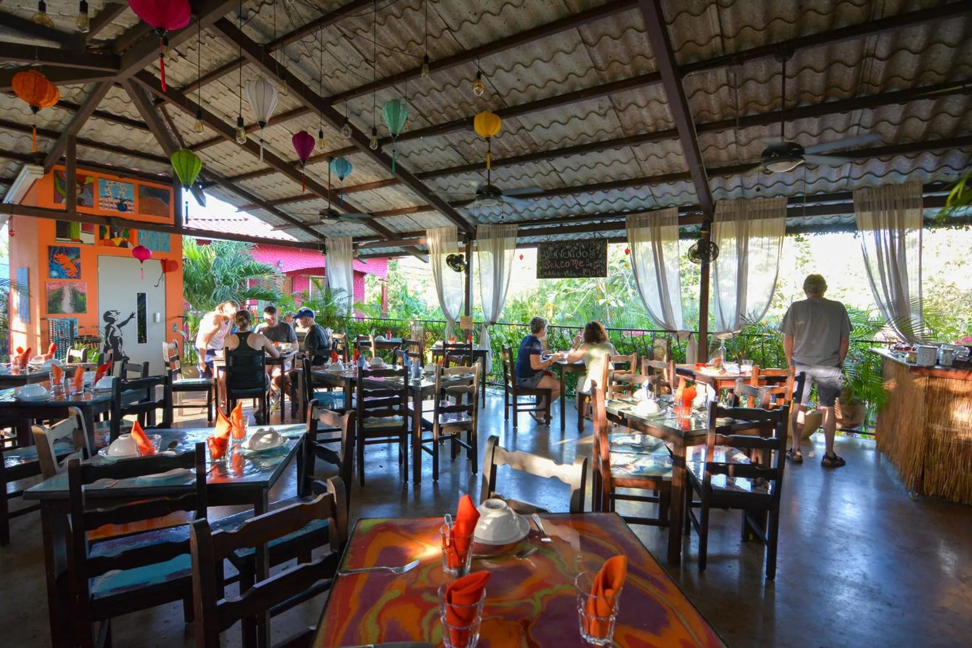 Restaurant/places to eat in Conchal Hotel