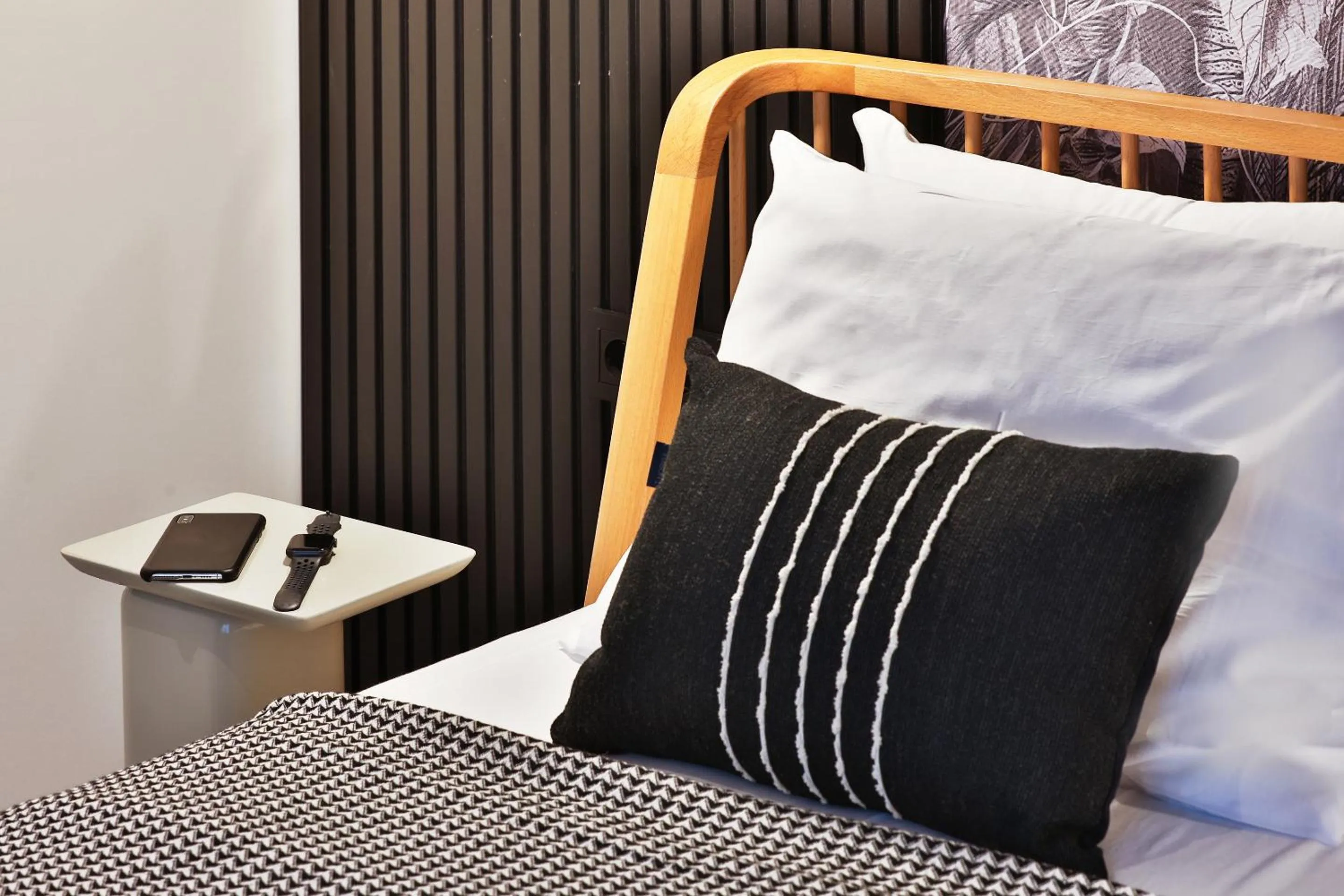 Decorative detail, Bed in Luff Suites