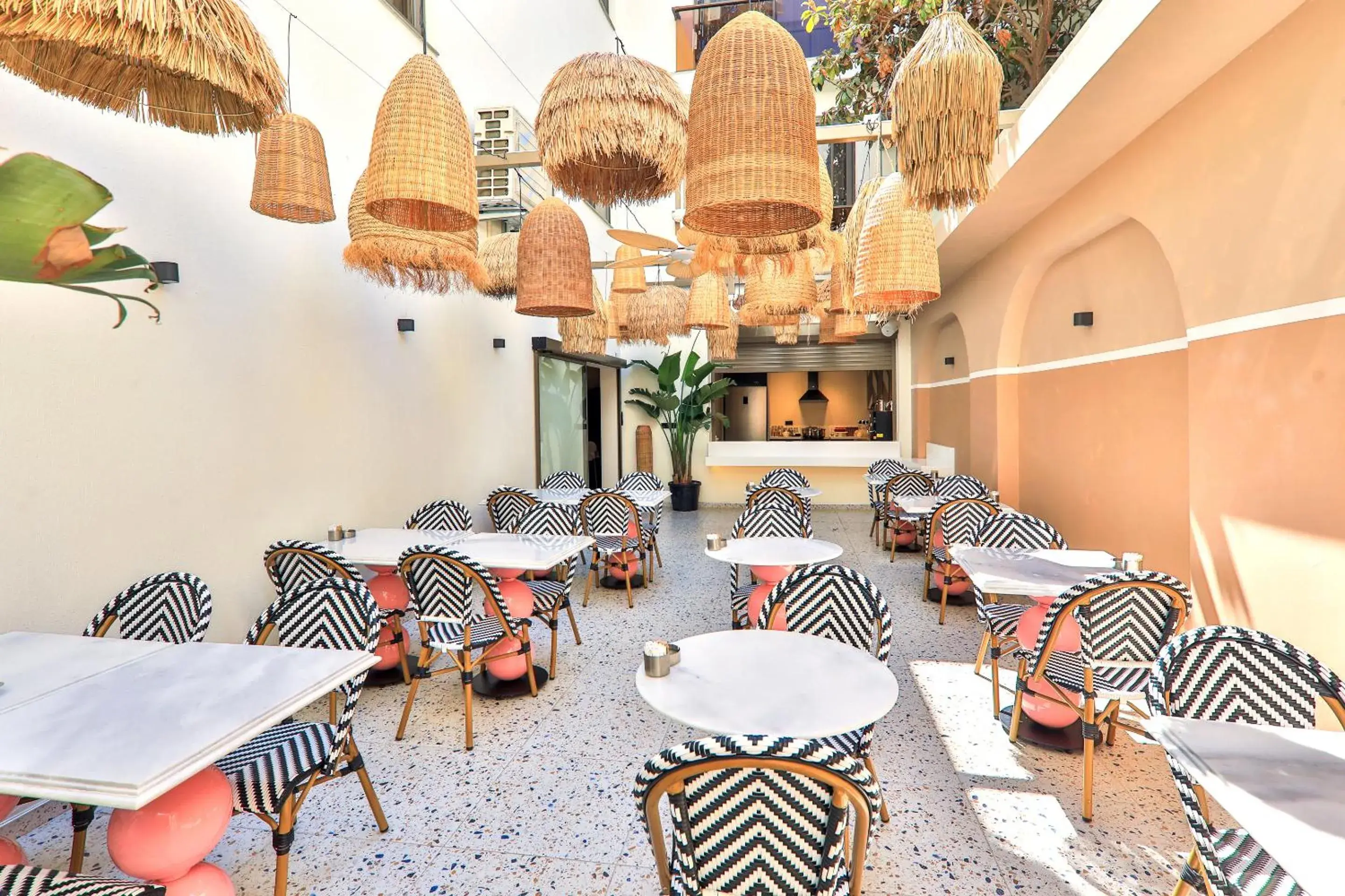 Breakfast in Luff Suites Breakfast in Luff Suites