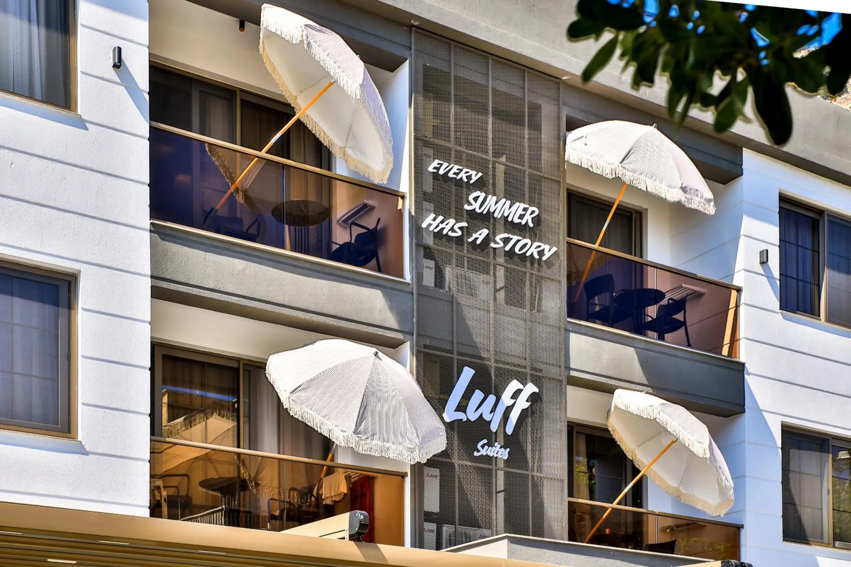 Property building in Luff Suites Property building in Luff Suites