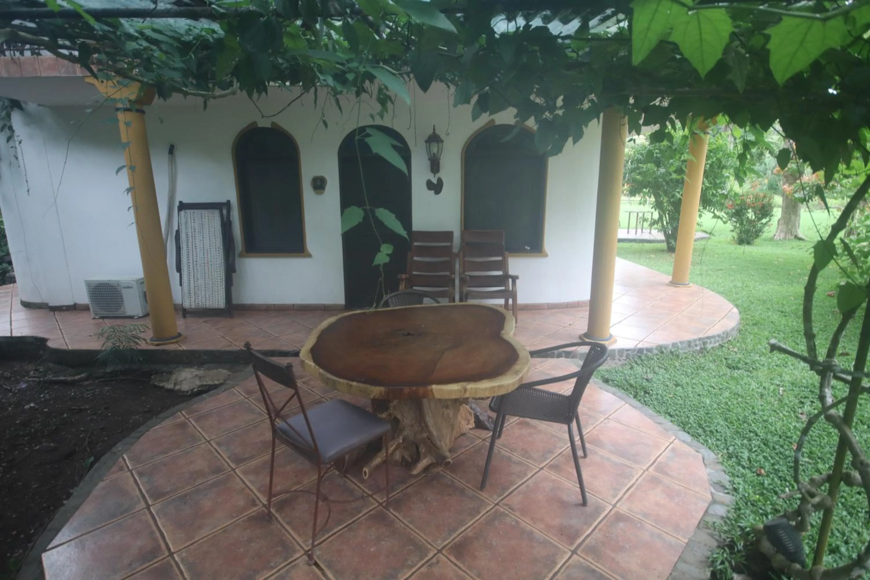 Balcony/Terrace in spirit of jungle lodge