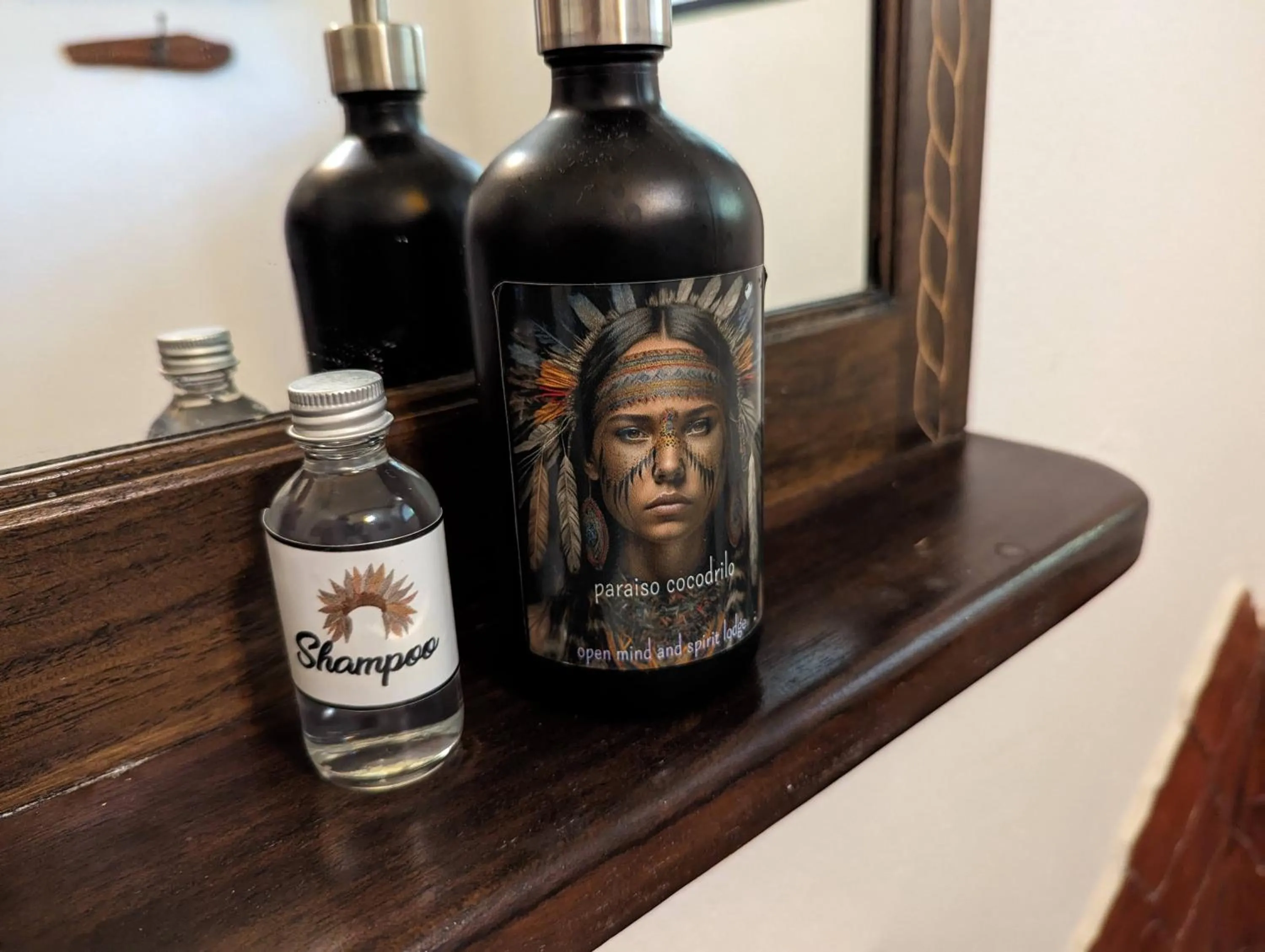 Bathroom in spirit of jungle lodge