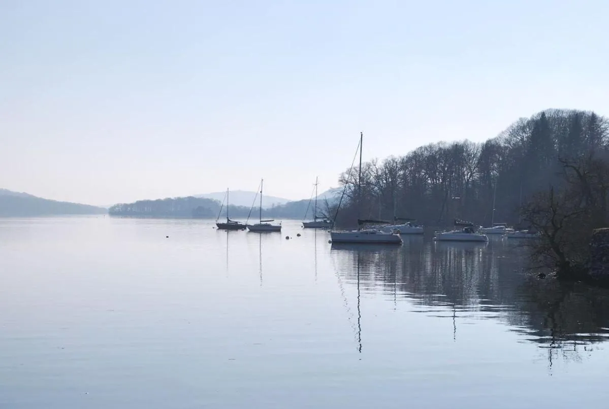 Neighbourhood in the punchbowl hotel