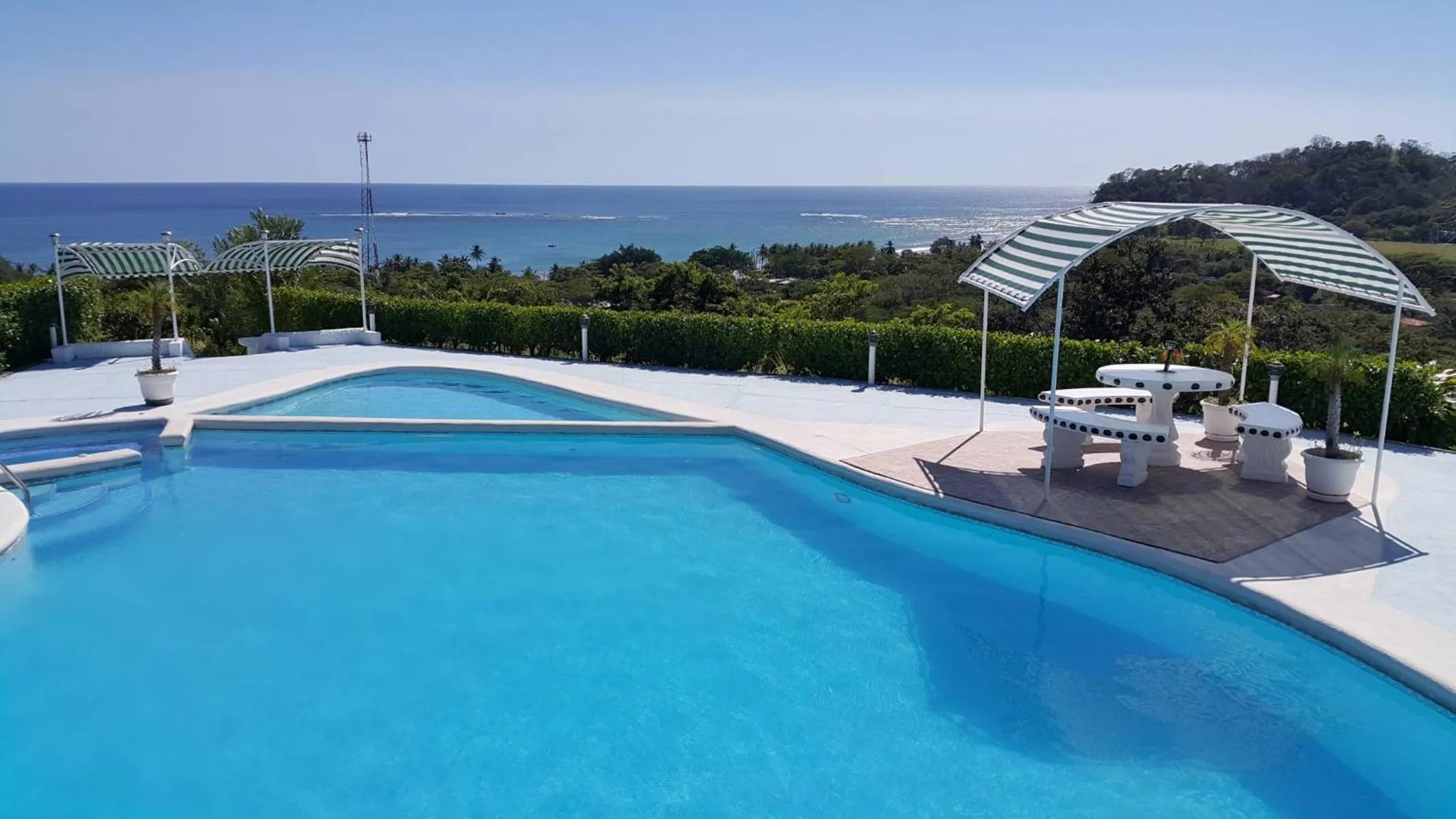 Sea view in Barracuda apartments