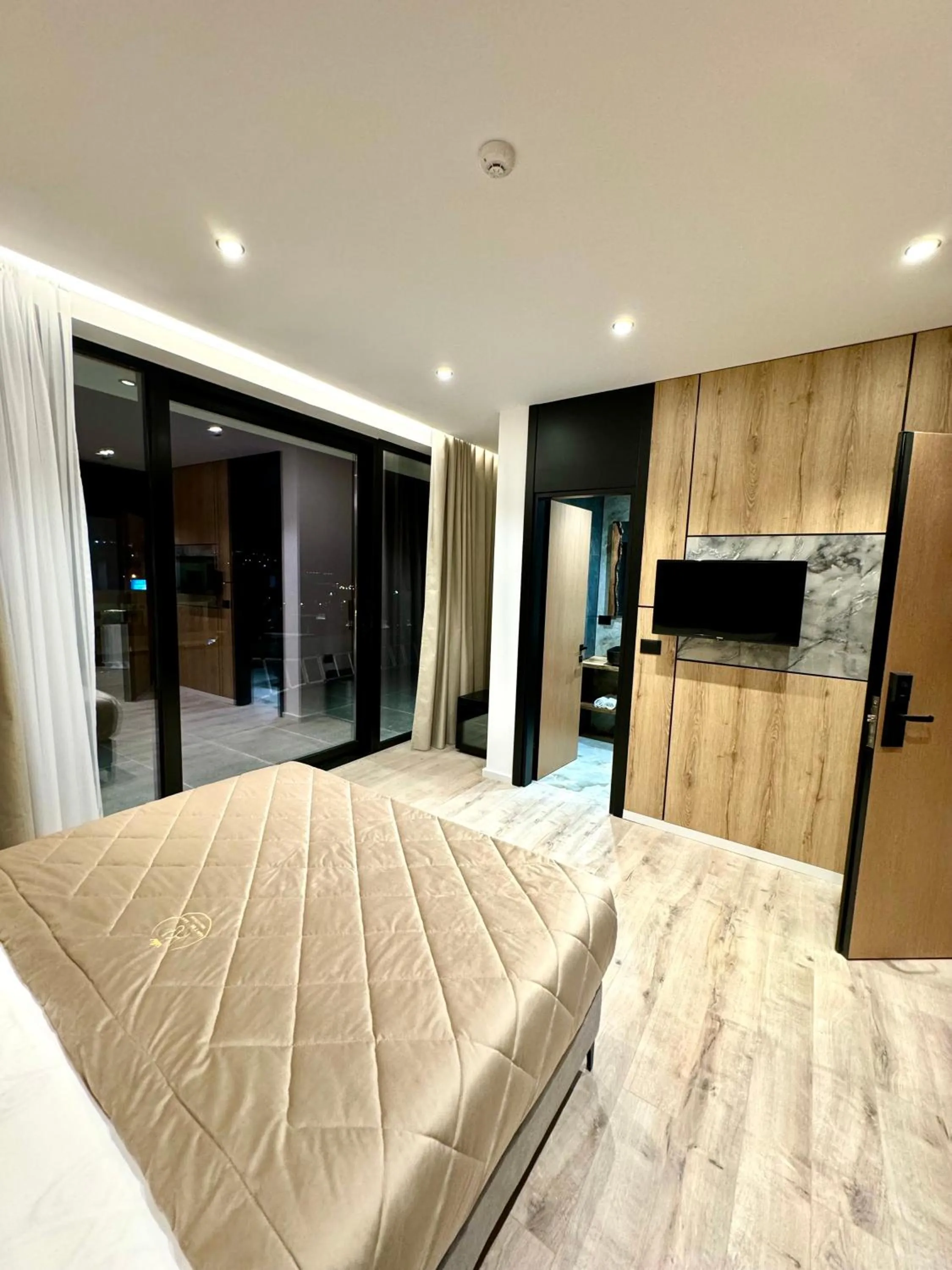 TV and multimedia, Bed in Hotel Joni Premium